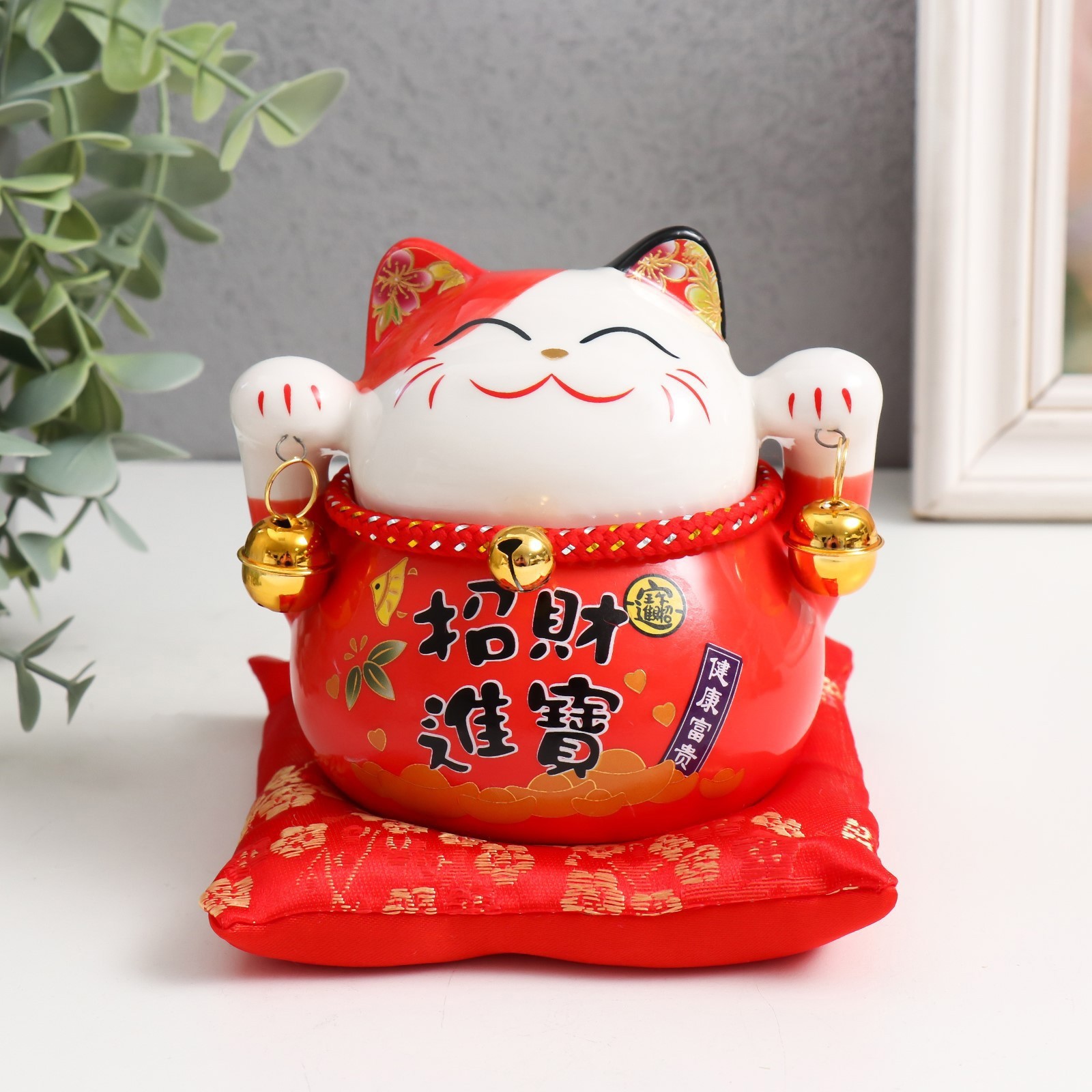 Изображение товара Копилка SIMALAND Красная кот Манэки-нэко привлекающий богатство 9,5x12x11 см