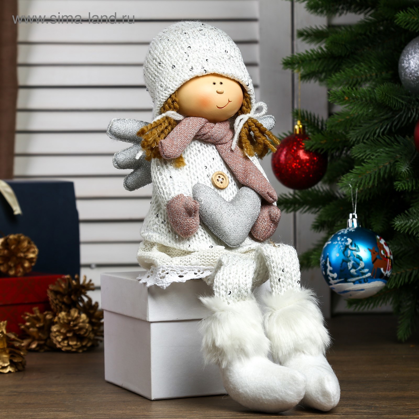 Изображение товара Ангелочек Мила: интерьерная кукла 60 см, белый наряд, розовые варежки