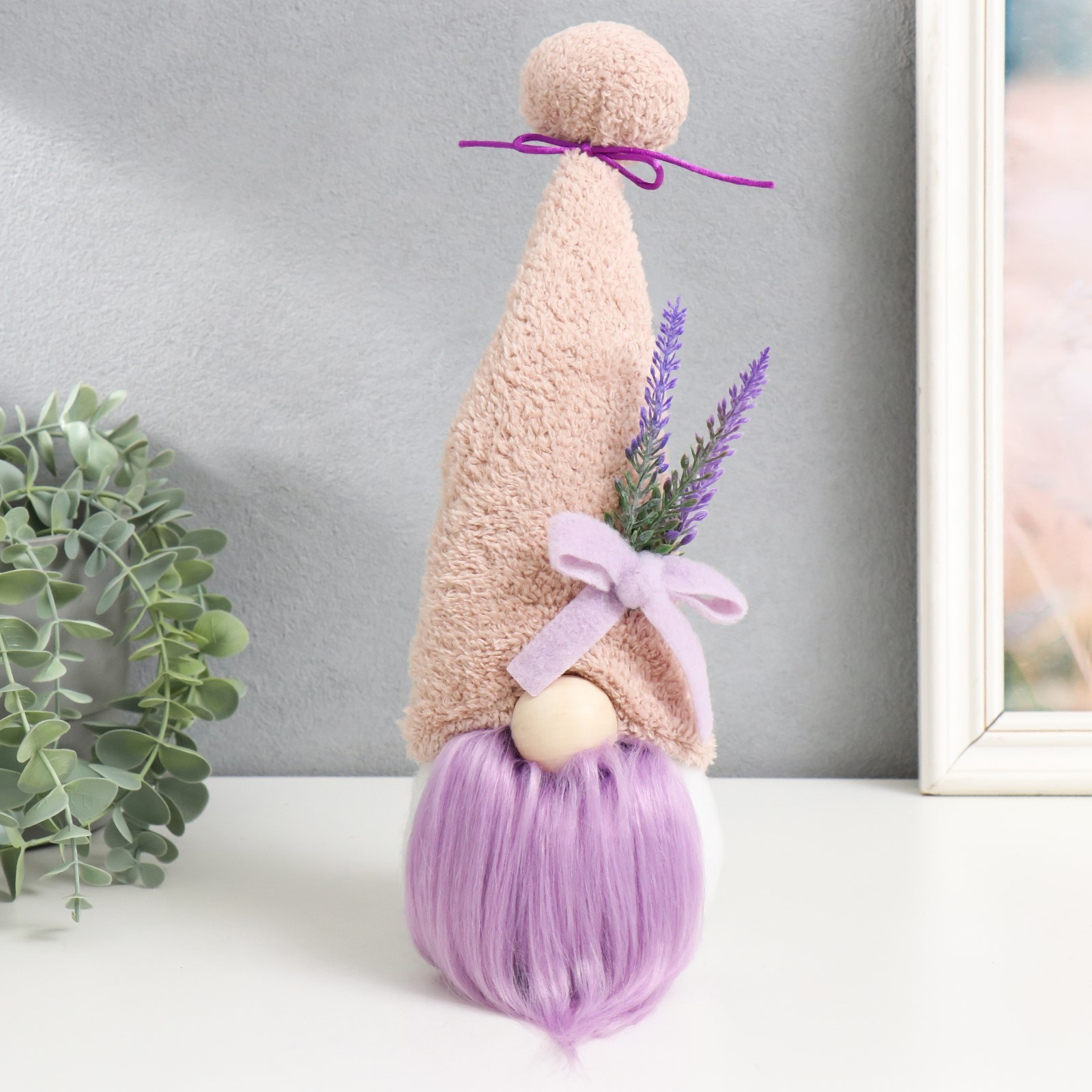 Изображение товара Кукла интерьерная "Гном в колпаке с лавандой" сиреневый 10.5x10.5x30 см