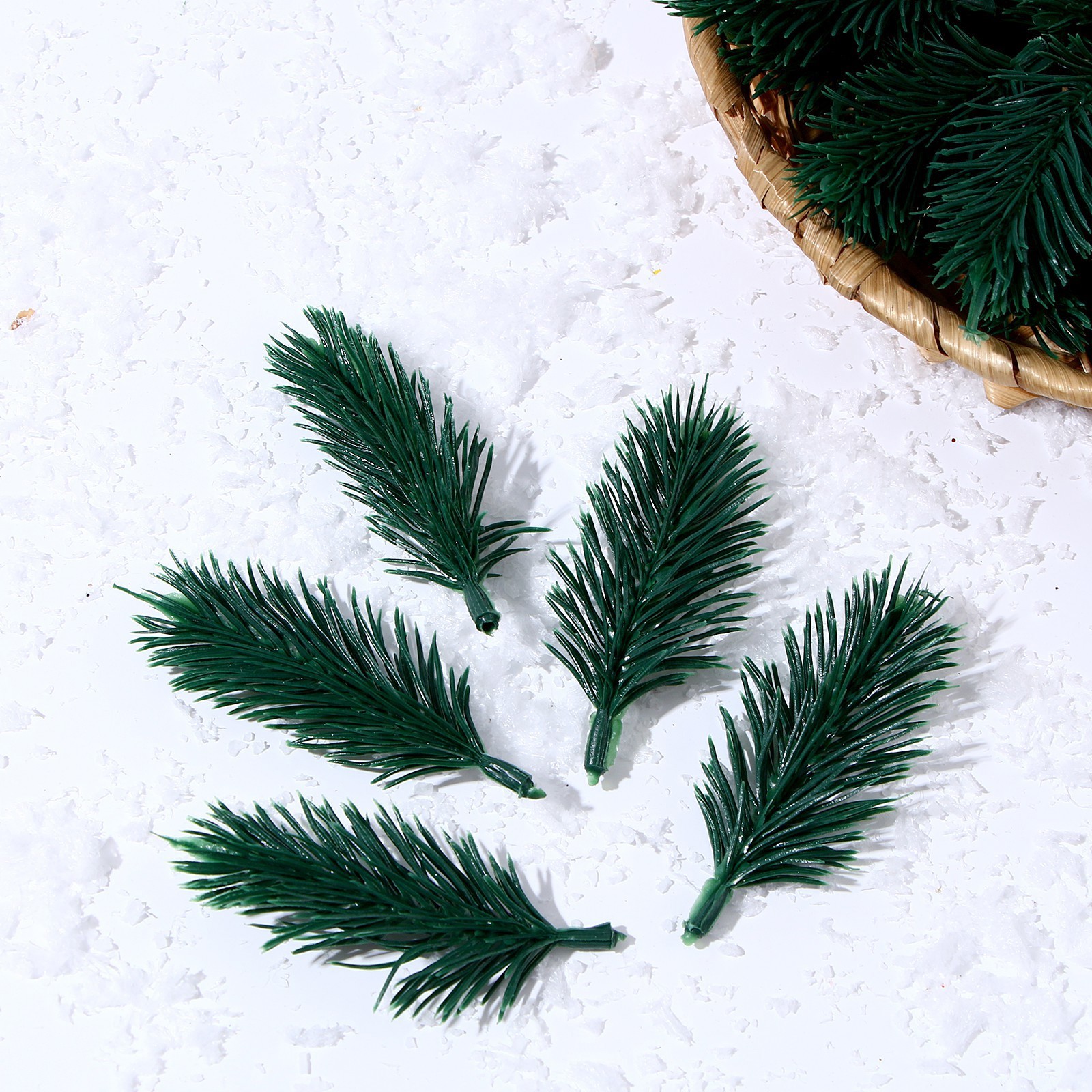 Изображение товара Декоративный новогодний предмет Веселый праздник ø 5 см с декором для украшения дома