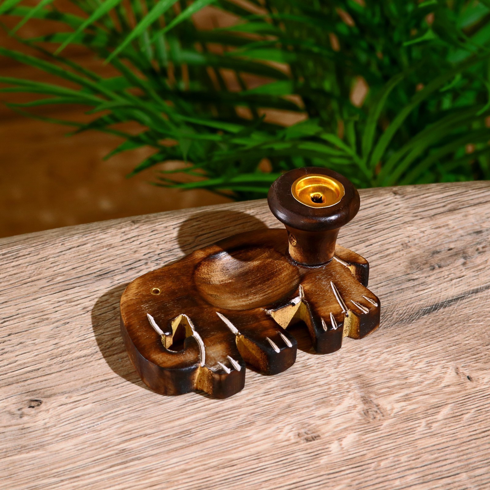 Изображение товара Подставка под благовония "Слоник" дерево 10x7x5.5 см