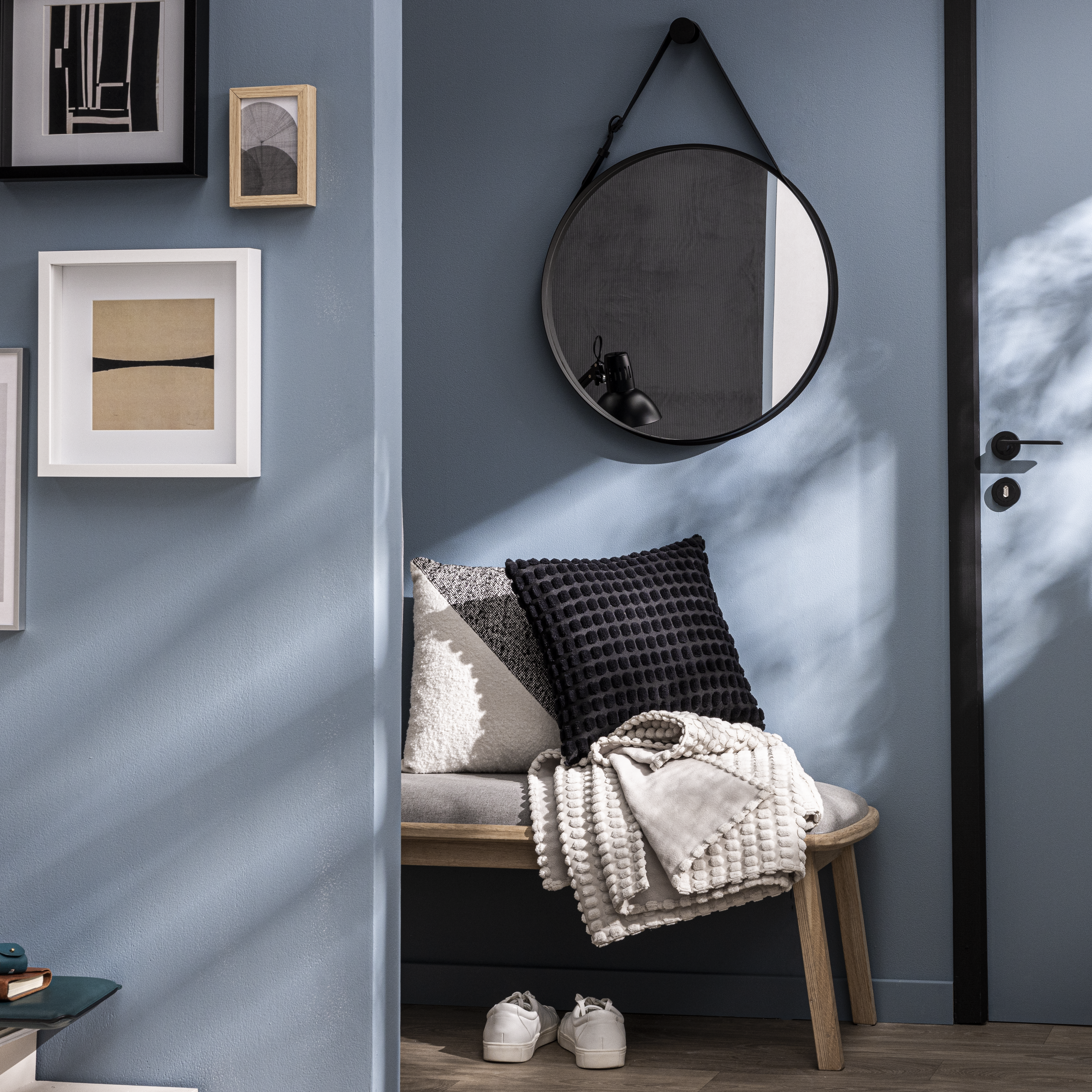 Зеркало декоративное Inspire Barbier Black круглое 57 см цвет черный - 5