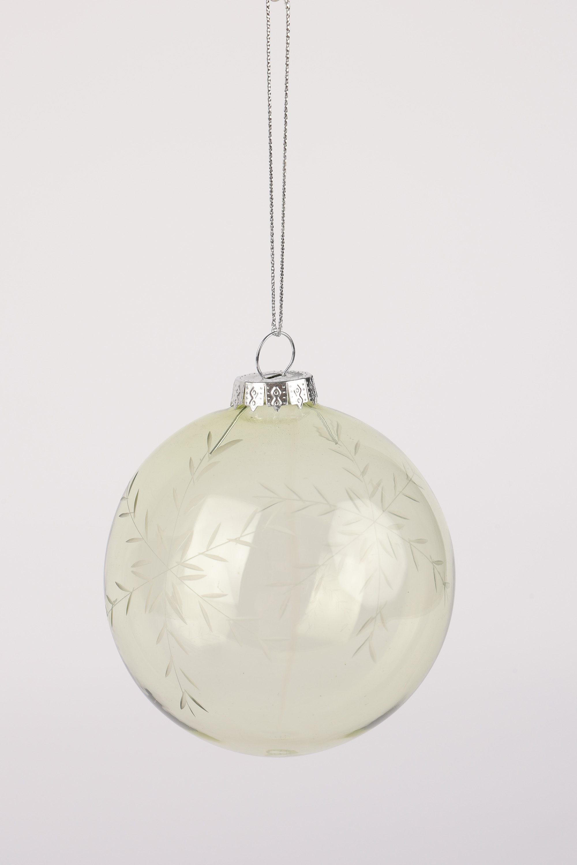 Изображение товара Елочный шар Merry green MG24256 8 см стекло бесцветный/прозрачный