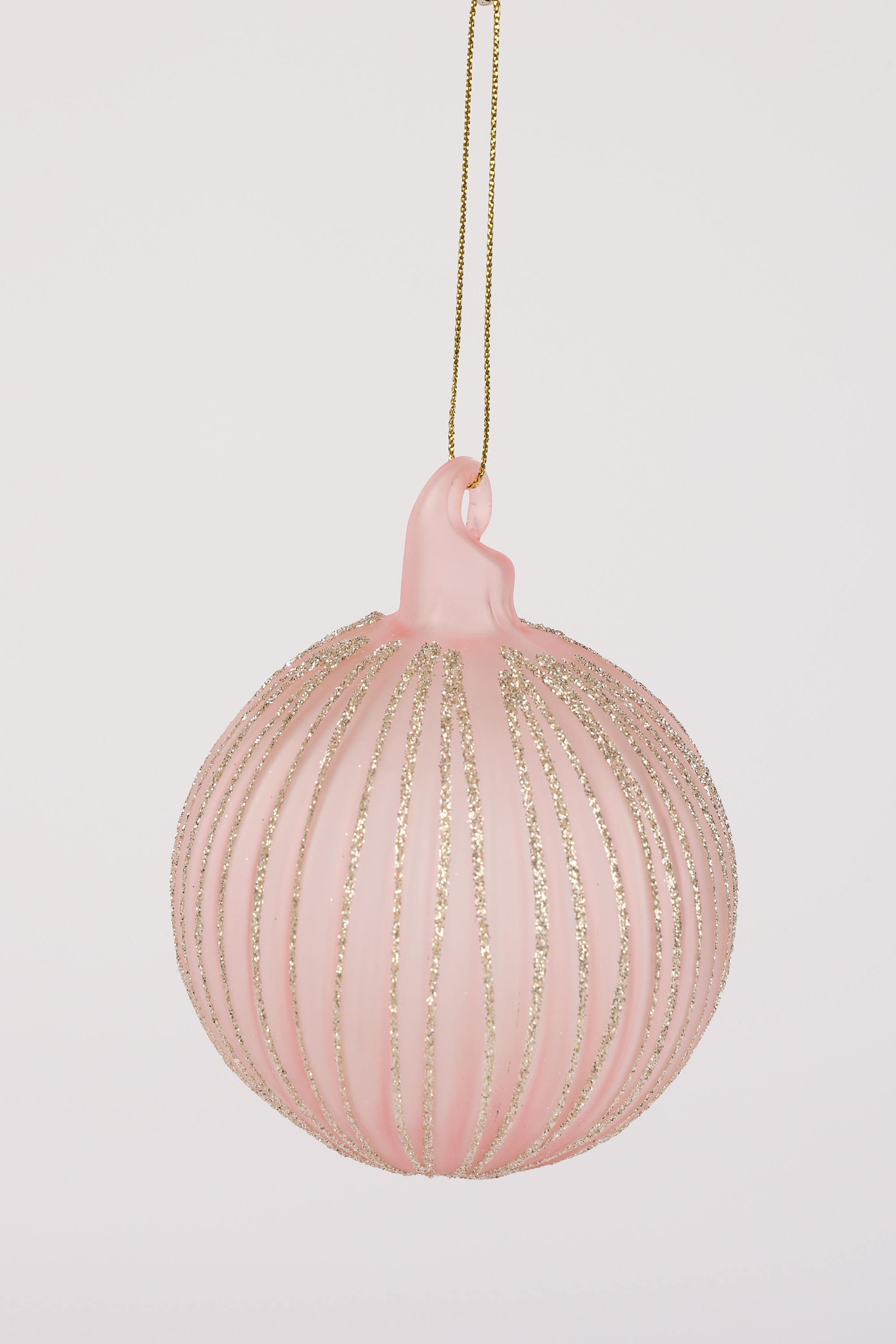 Изображение товара Елочный шар Merry green MG24045 диаметром 8 см розового цвета