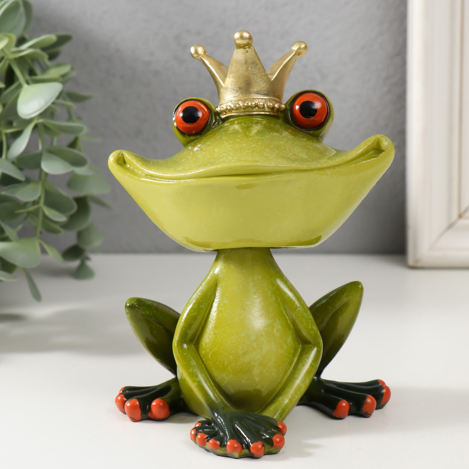 Изображение товара Лягушка-царевна на пружинке, декоративная фигура 14,5×11×8,2 см
