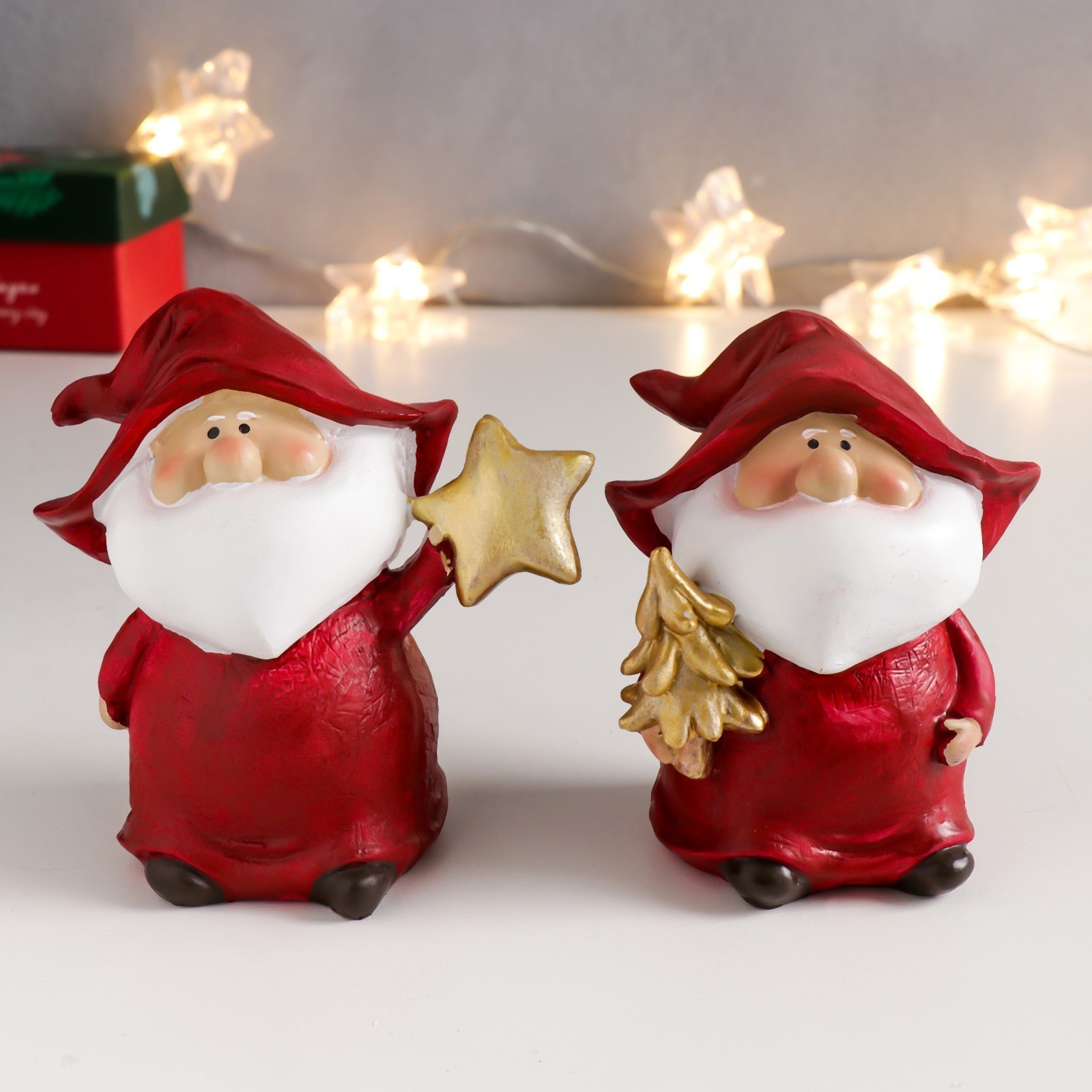 Изображение товара Сувенир "Дедушка Мороз в колпаке гнома с ёлкой/звездой" 9x9.5x4 см