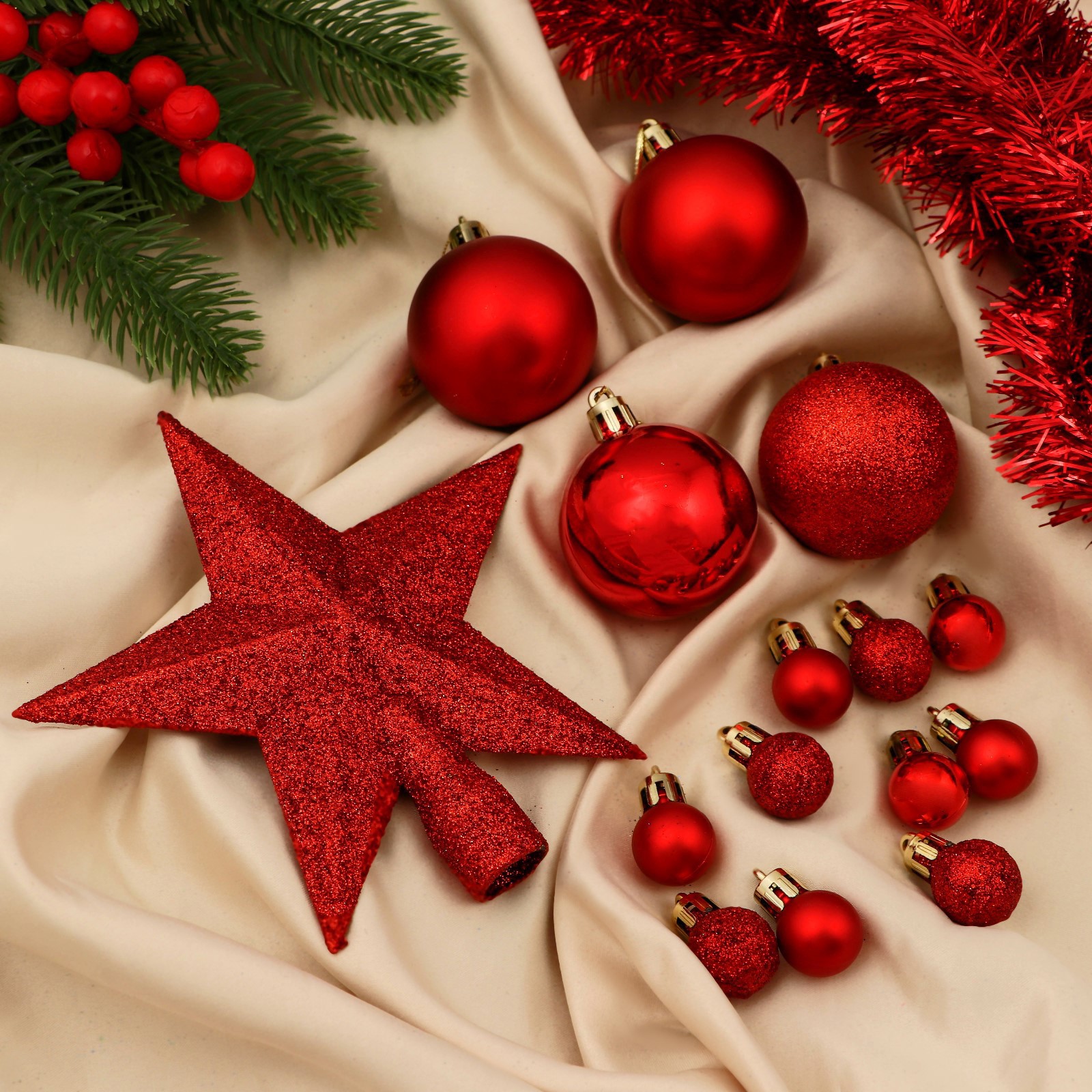 Изображение товара Набор елочных игрушек Звёздное небо Зимнее волшебство 54 шт красный