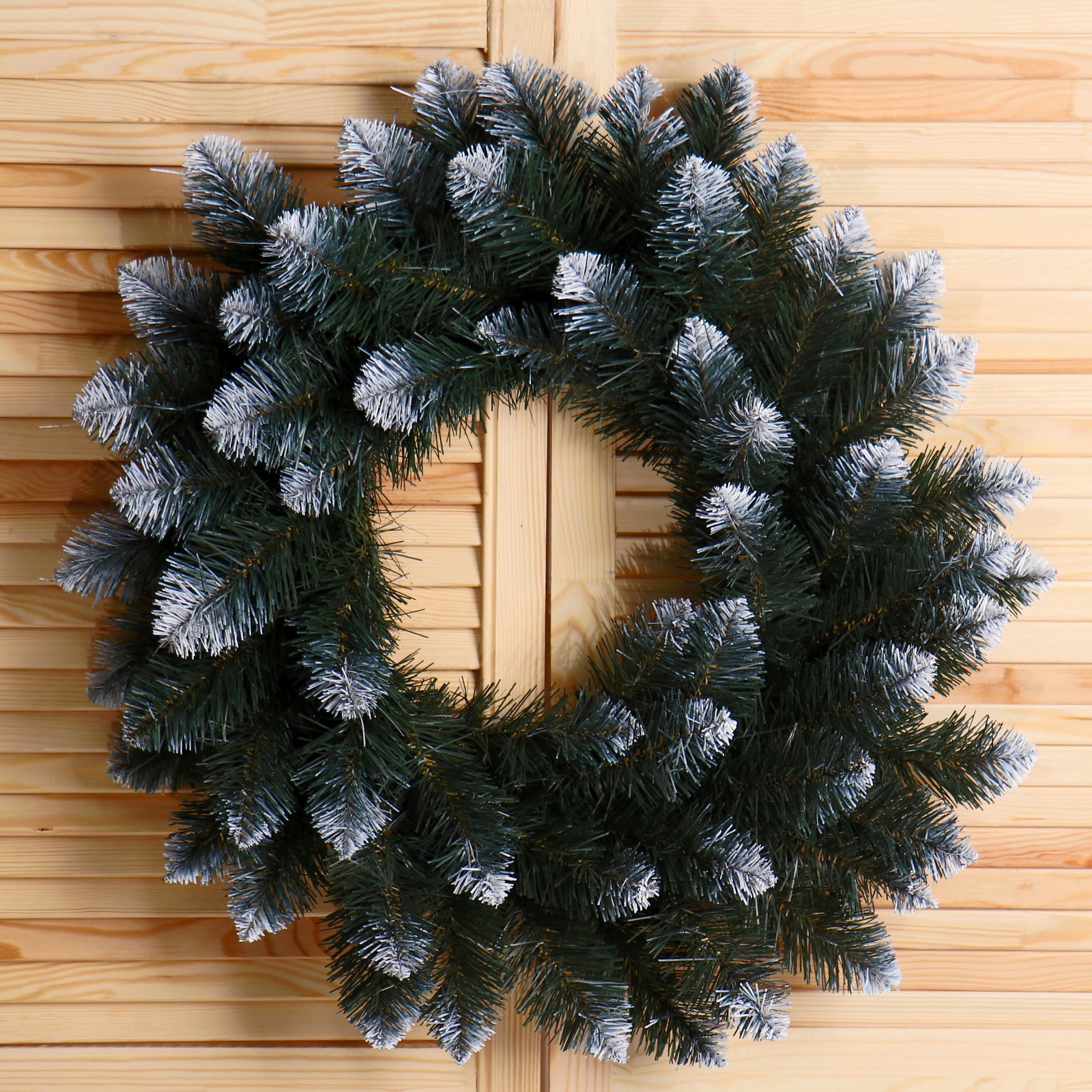 Изображение товара Рождественский венок Зимнее волшебство 7479564 ФБО ø 45 см с декором