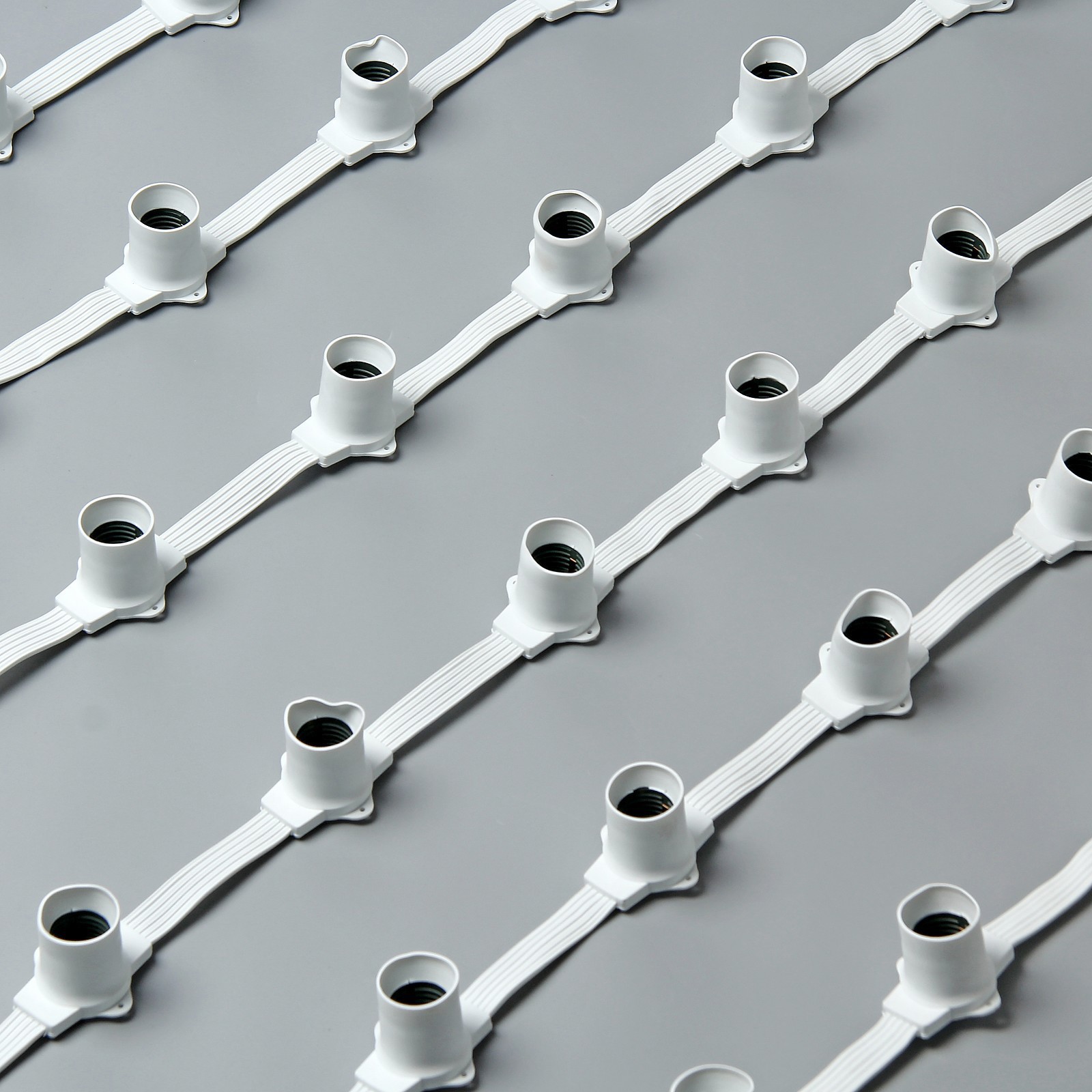 Изображение товара Электрогирлянда Luazon lighting 7859944 50м 333 LED IP65 для улицы и интерьера