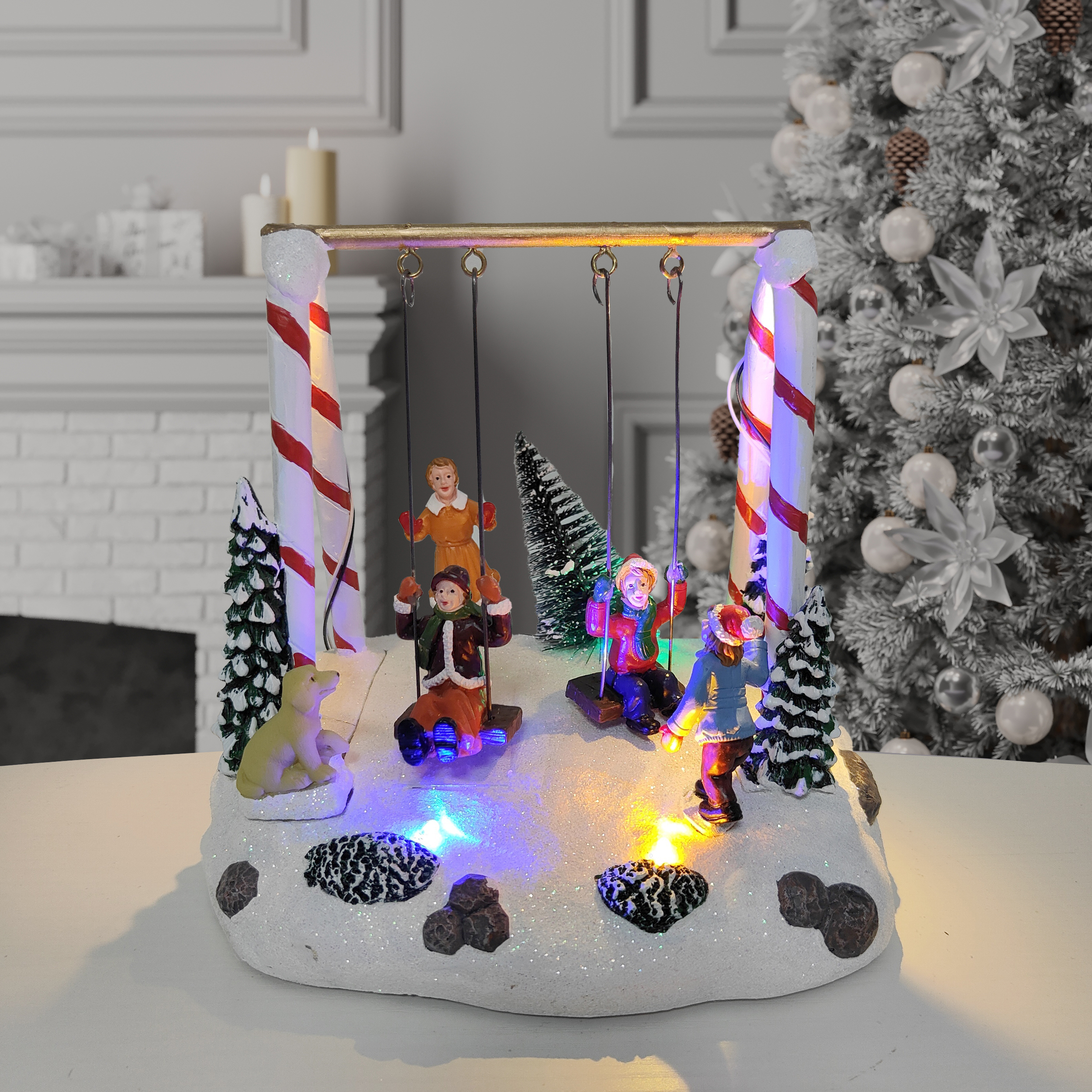 Изображение товара Новогодняя светодиодная композиция Дети на качелях 16.6х14.4 см с музыкой