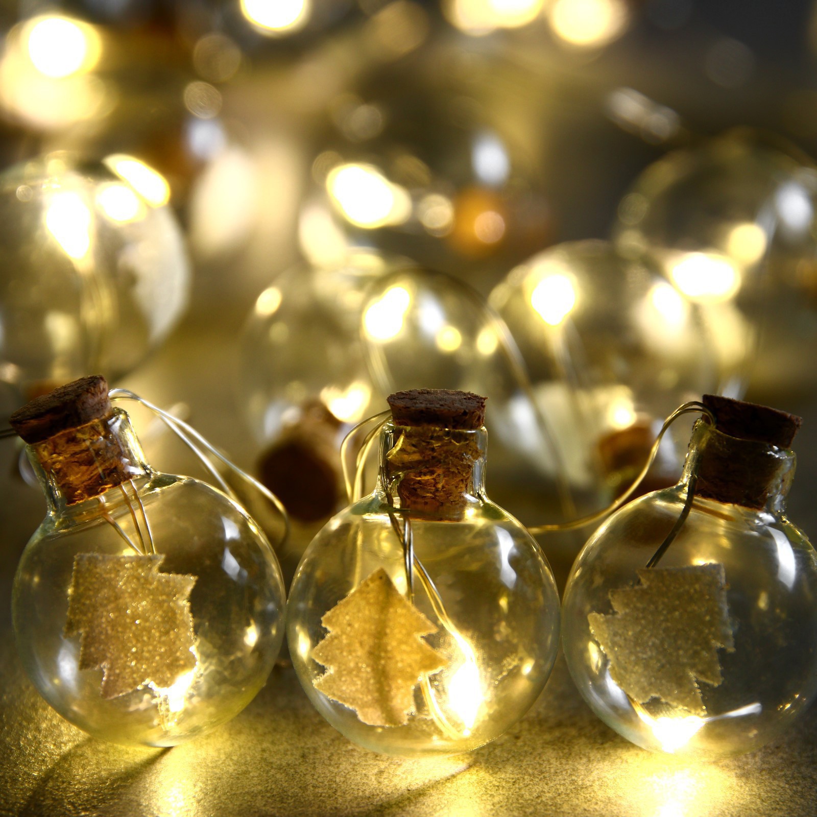 Изображение товара Электрогирлянда комнатная Luazon lighting 7690102 нить 1.6 м 15 ламп прозрачный 1 режим работы