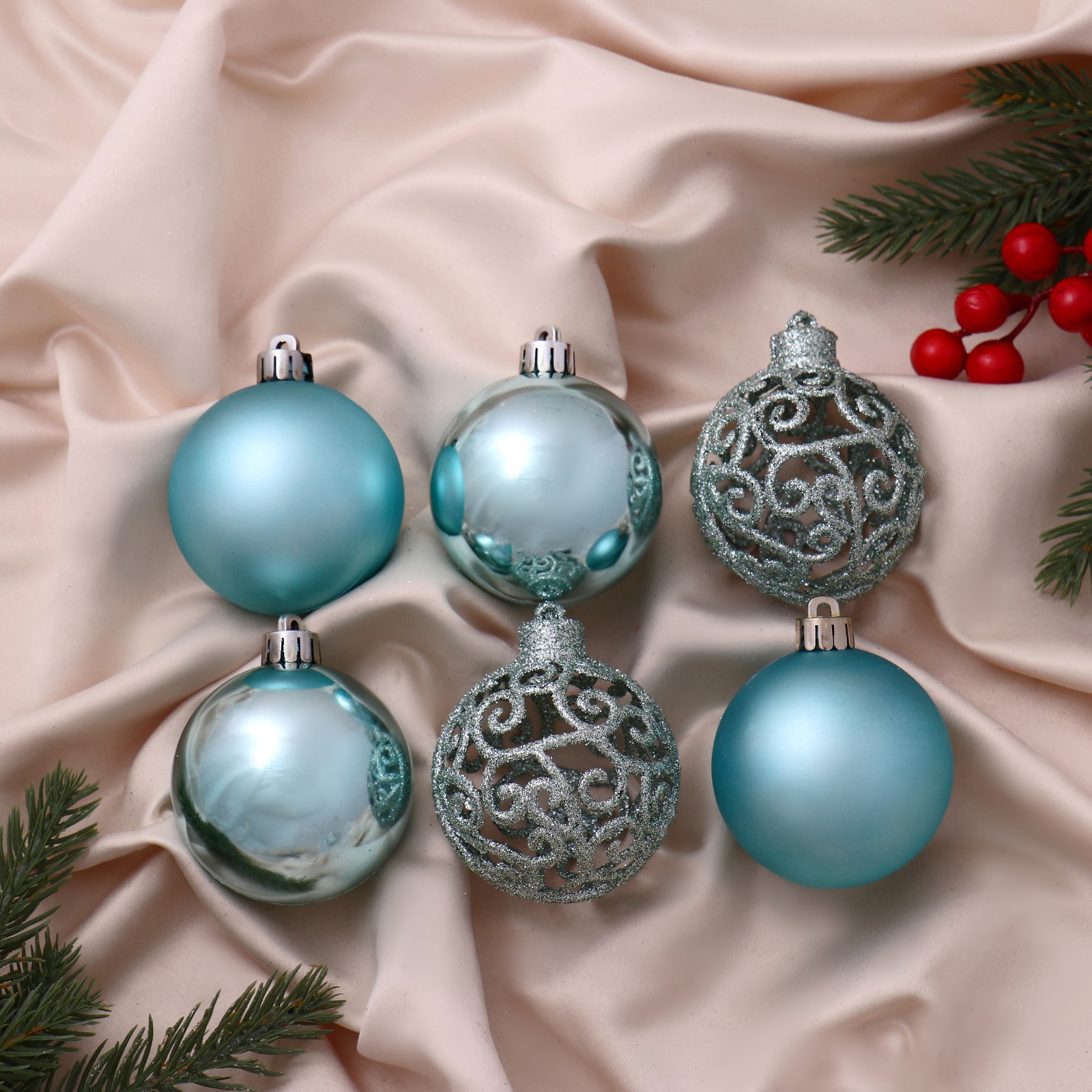 Изображение товара Набор елочных шаров Зимнее волшебство 6531926 ФБО Николь узоры 6 см пластик зеленый 6 шт