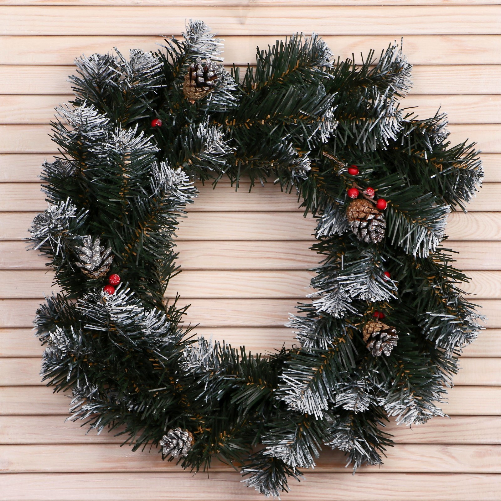 Изображение товара Рождественский венок Simaland 10111395 ø 45 см с декором