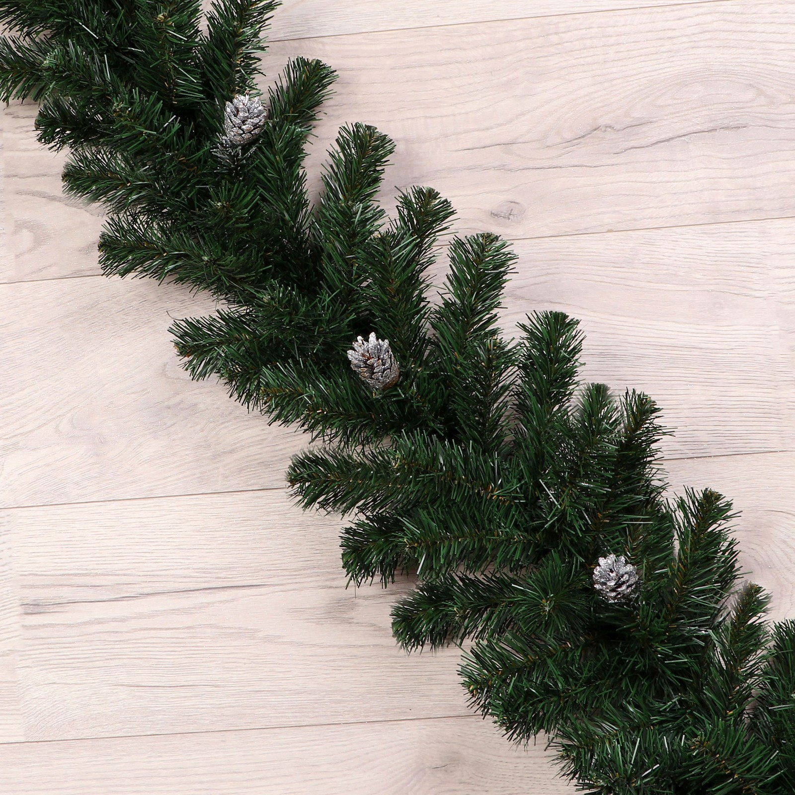 Изображение товара Хвойная гирлянда Пвх Simaland 80.5 см зеленая Новогодний декор
