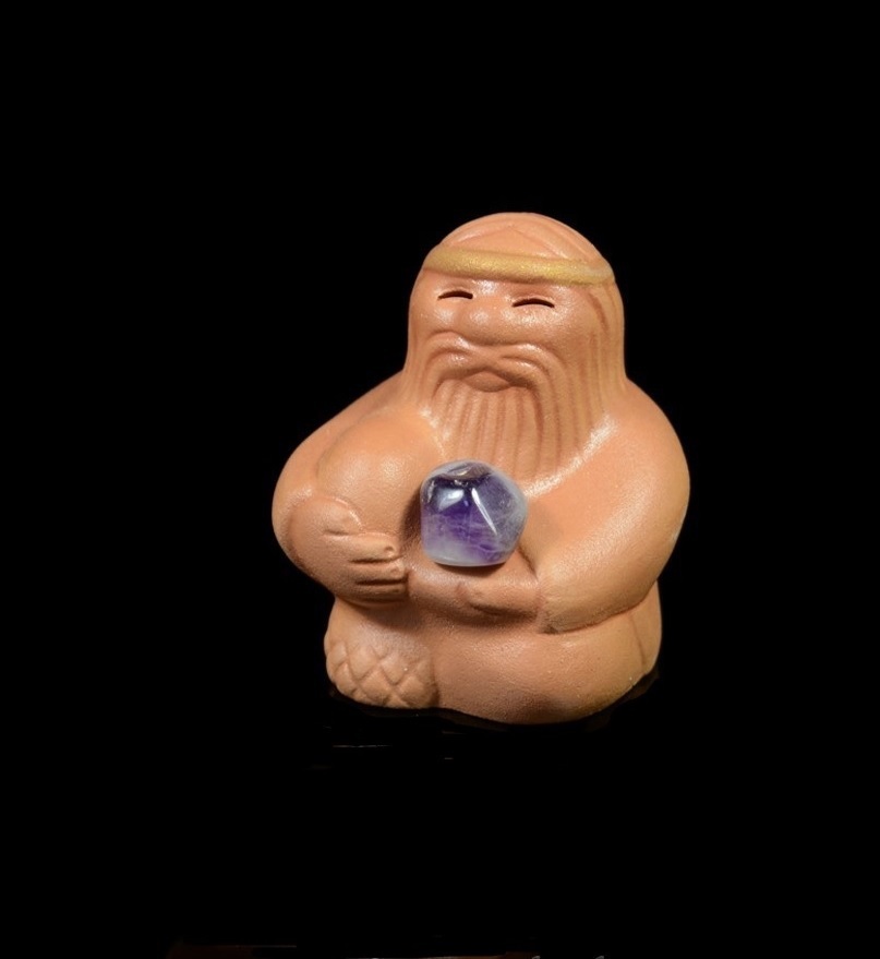 Изображение товара Домовой аметист 42x42x48 мм