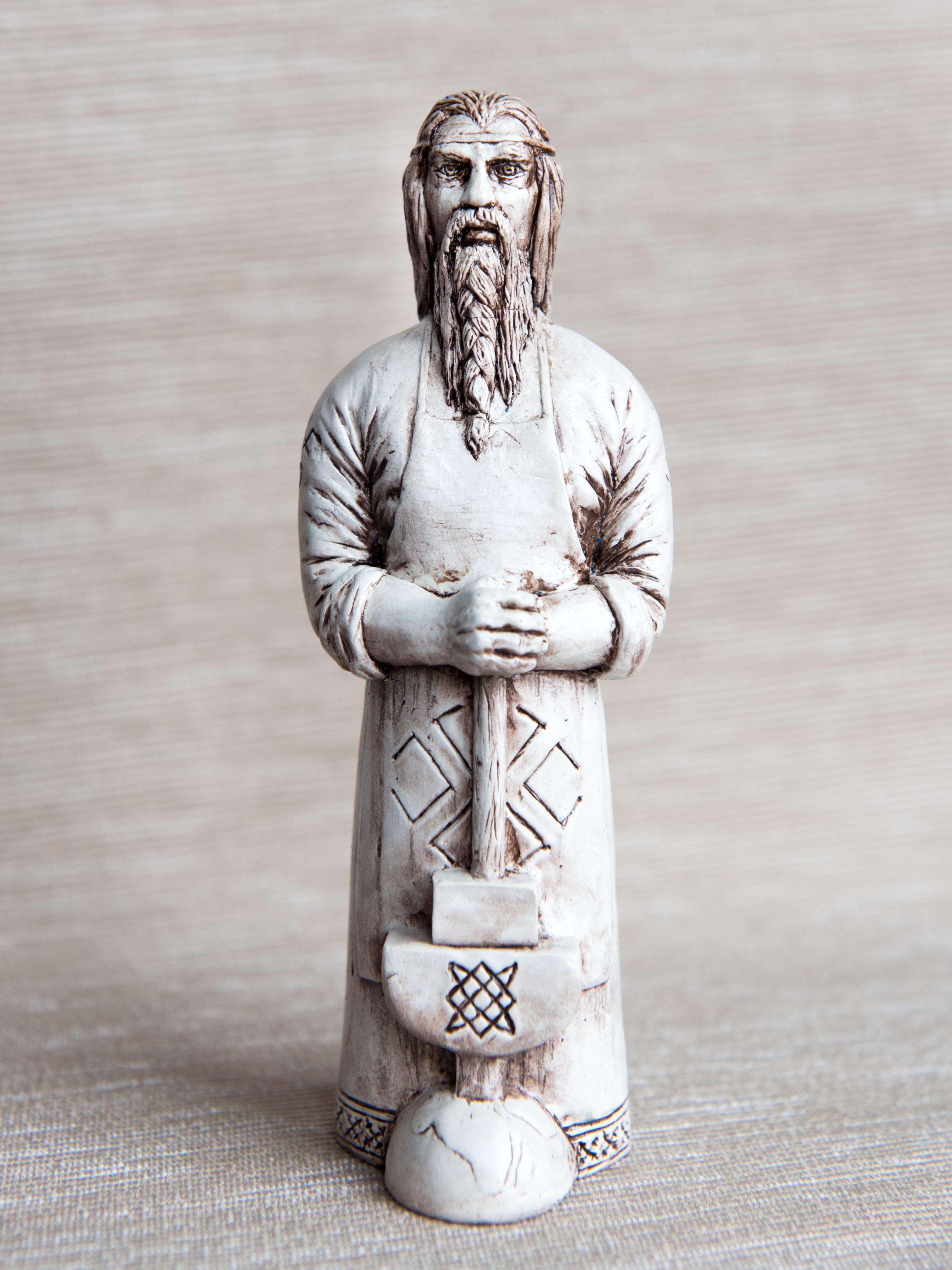 Изображение товара Статуэтка Сварог новый 13 см — декоративный оберег