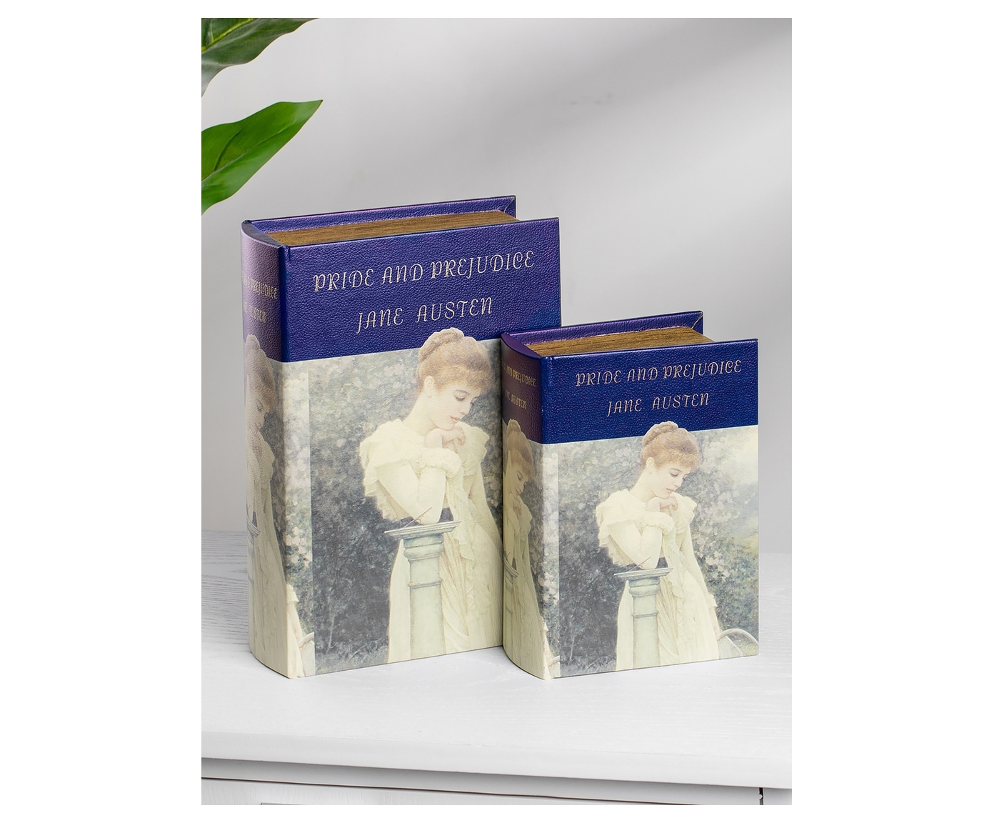 Изображение товара Шкатулка в виде книги 39-109/1 27x8 см