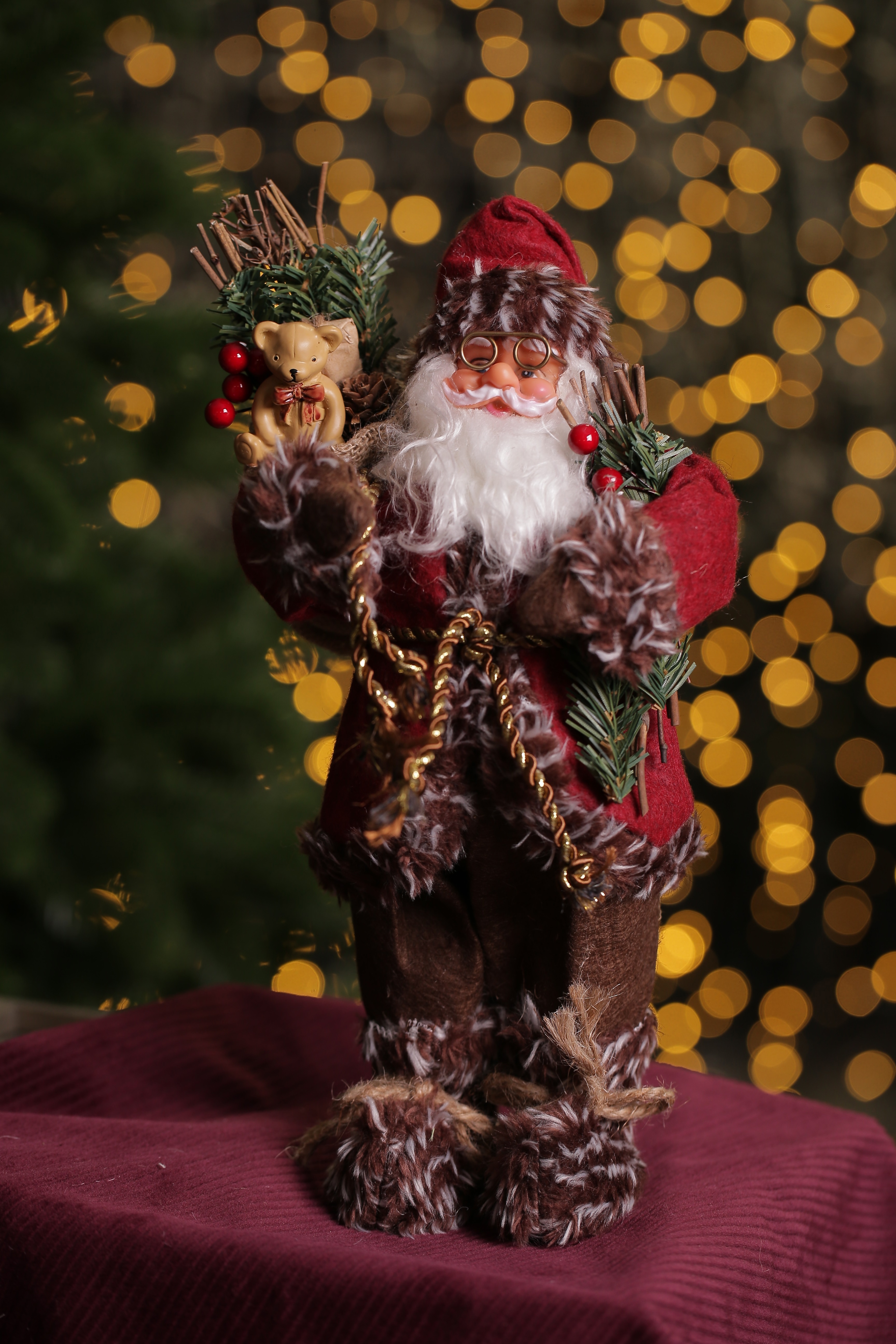 Изображение товара Декоративная фигура China dans MG912142 Дед Мороз скандинавский бордо 30 см