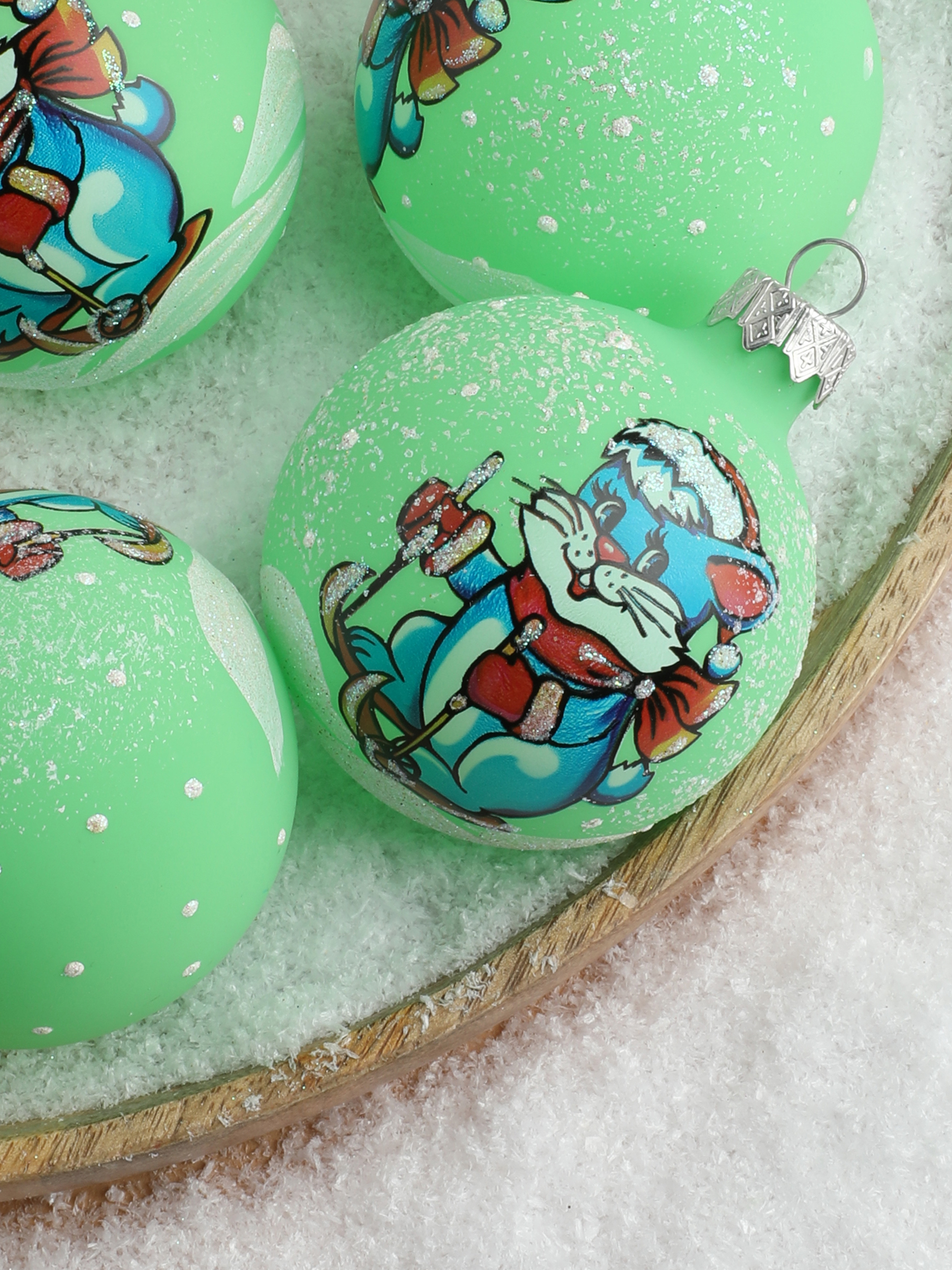 Изображение товара Набор елочных шаров Тд текстиль 142904 Заяц 6.5 см синтетическое стекло зеленый 6 шт