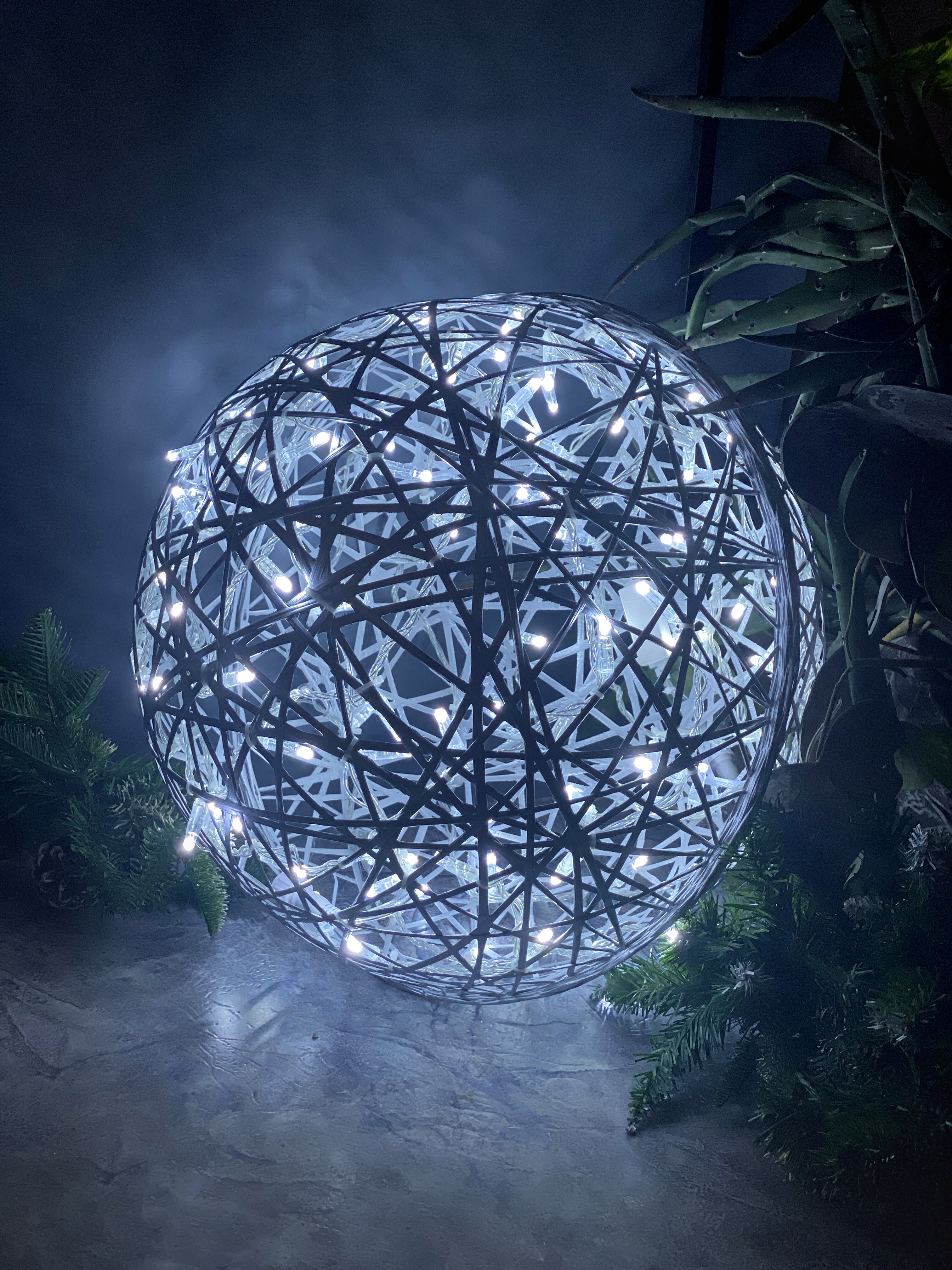 Изображение товара Электрическая светящиеся фигура Шар 100 LED 20x20x20 см теплый белый свет