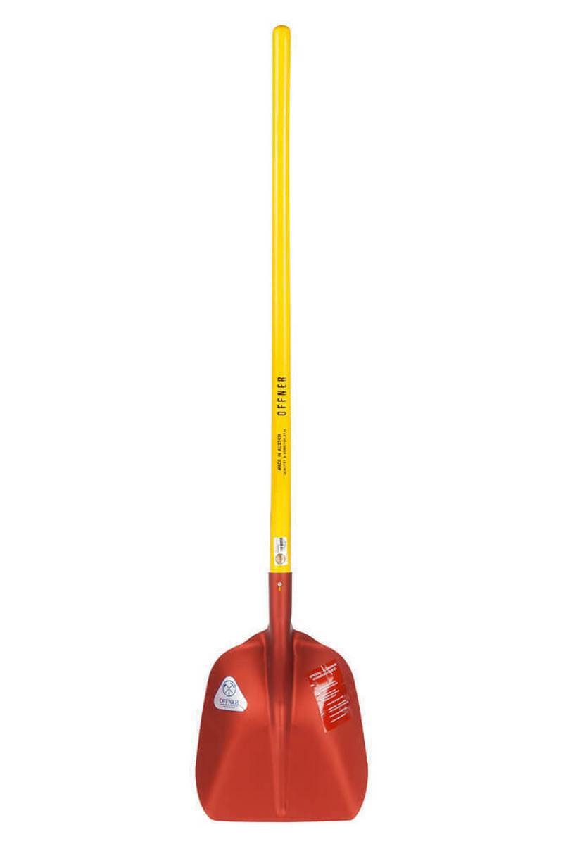 Изображение товара Лёгкая алюминиевая лопата для снега OFFNER 31x145 см с деревянным черенком