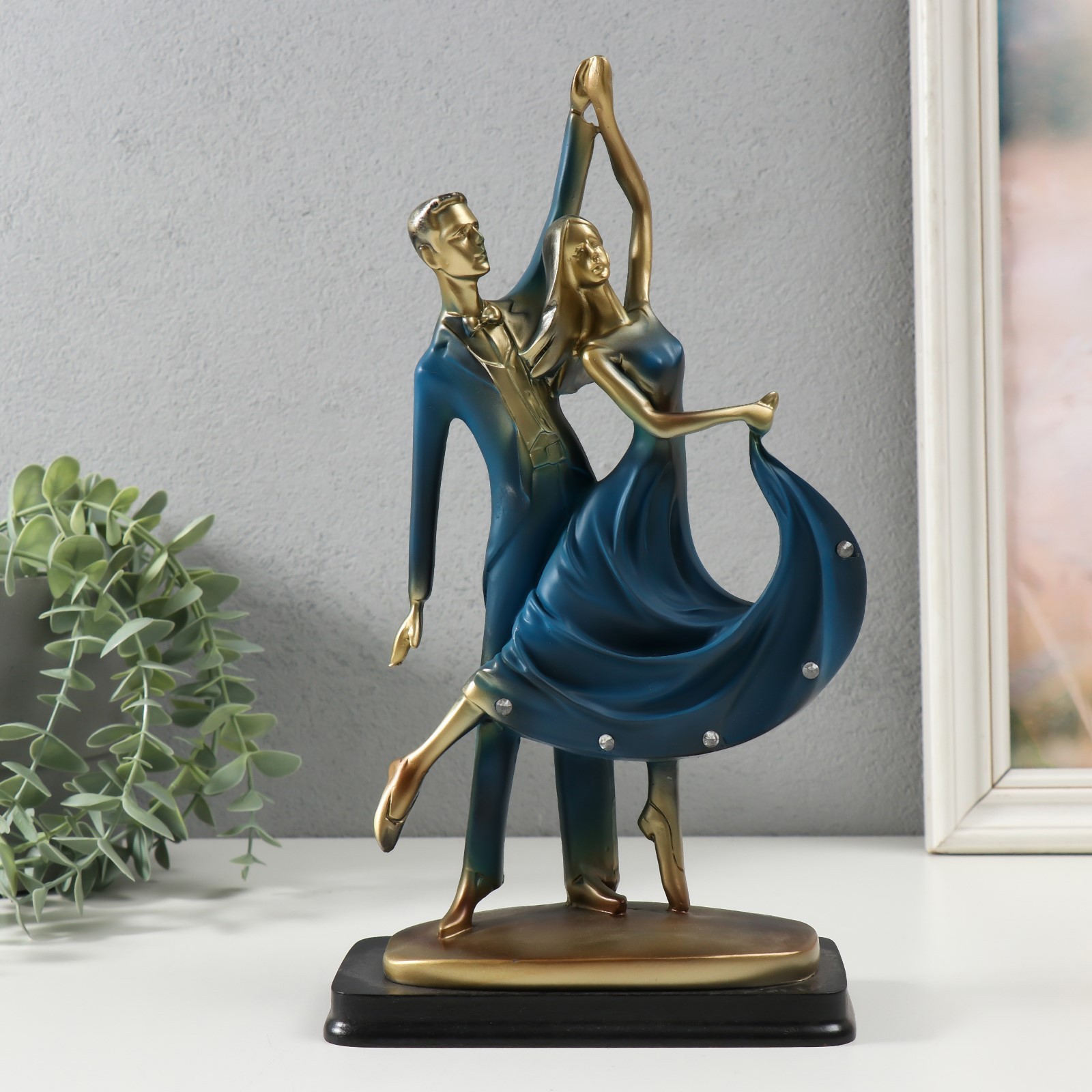 Изображение товара Сувенир "Танцующая пара" 30.5x15.7x8.8 см