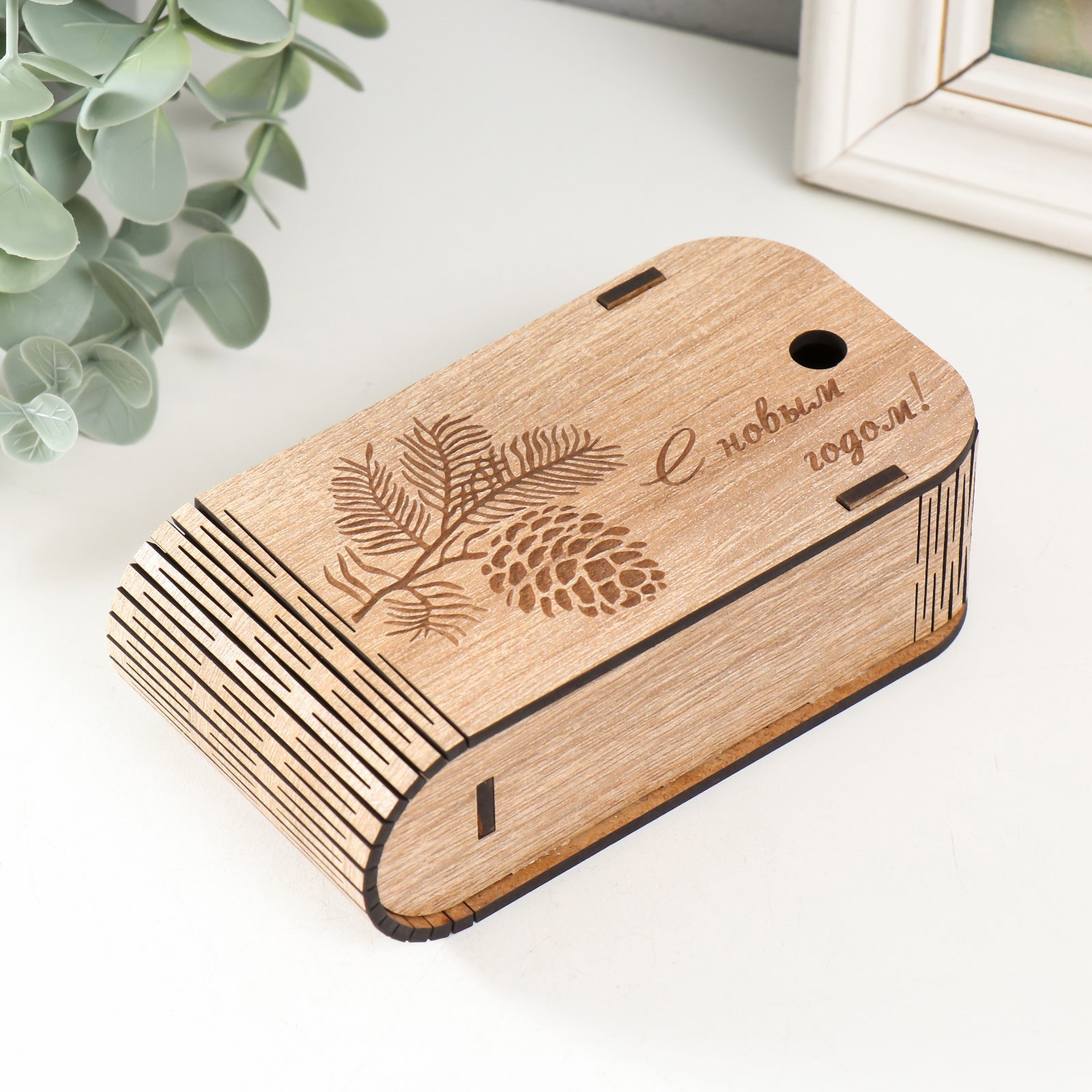 Изображение товара Шкатулка для украшений «Веточка с шишкой» 13x7x4 см