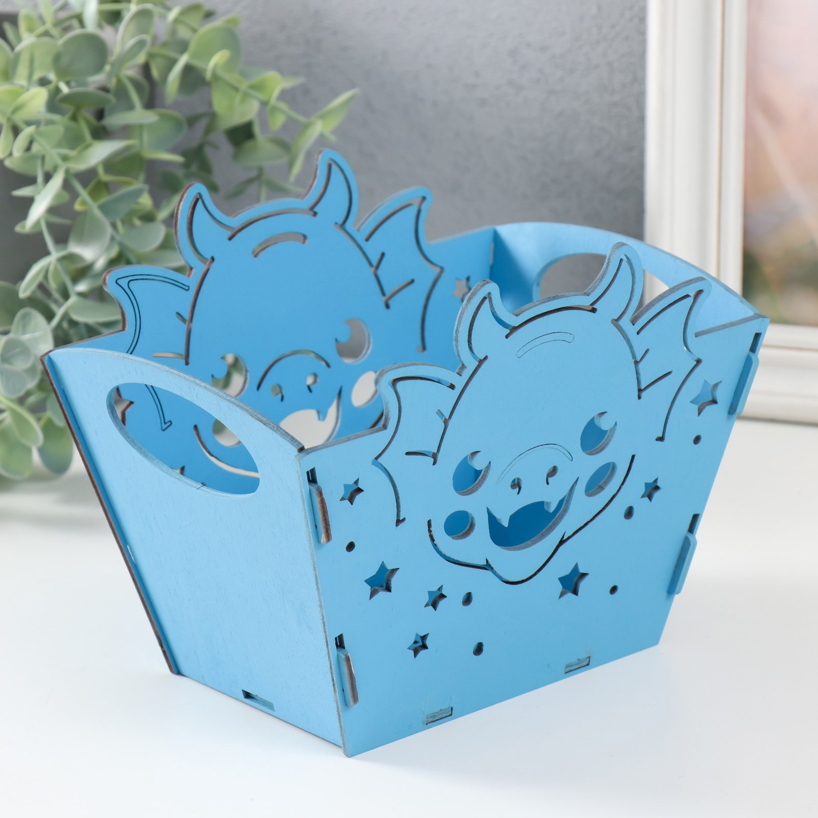 Изображение товара Синяя шкатулка SIMALAND «Мордочка дракона» 18x12x14,5 см