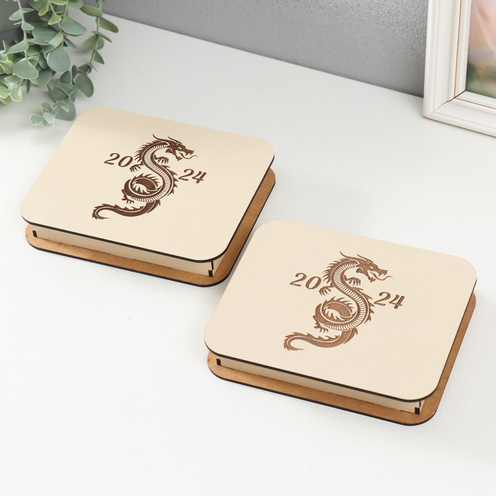 Изображение товара Шкатулка для украшений Дракон 2024 — 17x14x3 см