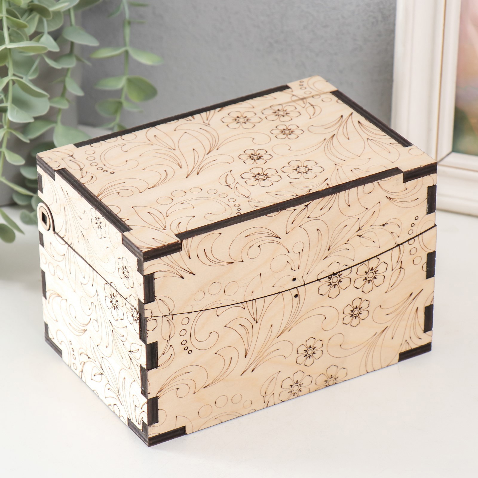 Изображение товара Шкатулка для украшений "Вензель" 16x10.7x10.7 см