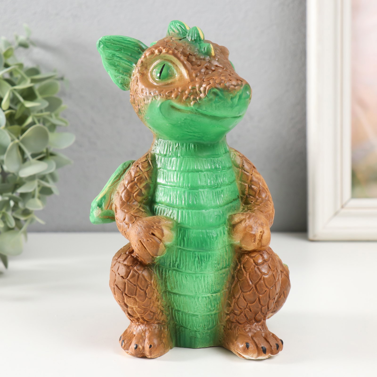 Изображение товара Копилка "Дракончик" 18x10x10 см зелёно-коричневый