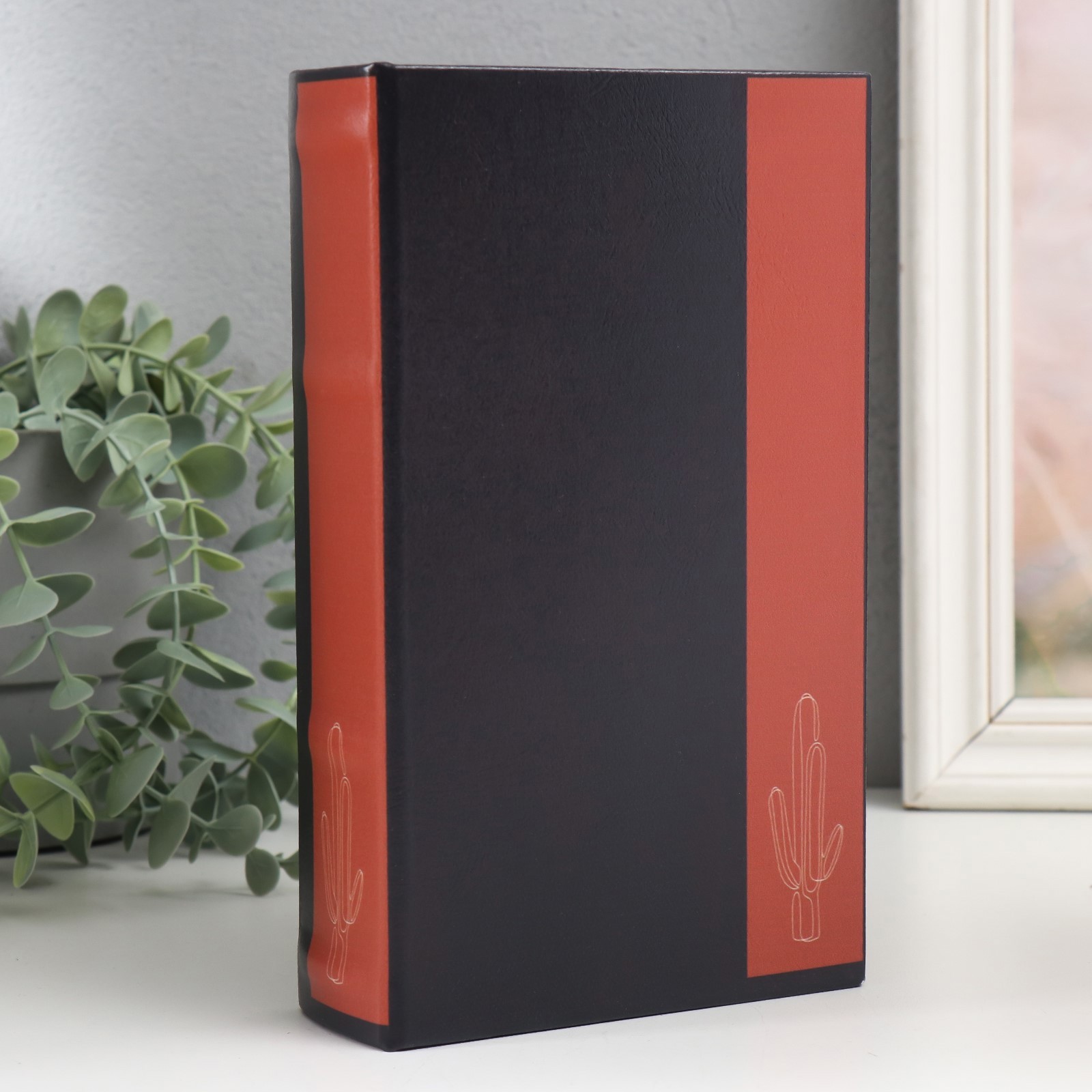 Изображение товара Шкатулка сейф-книга Кактусы. Стиль 21x13x5 см
