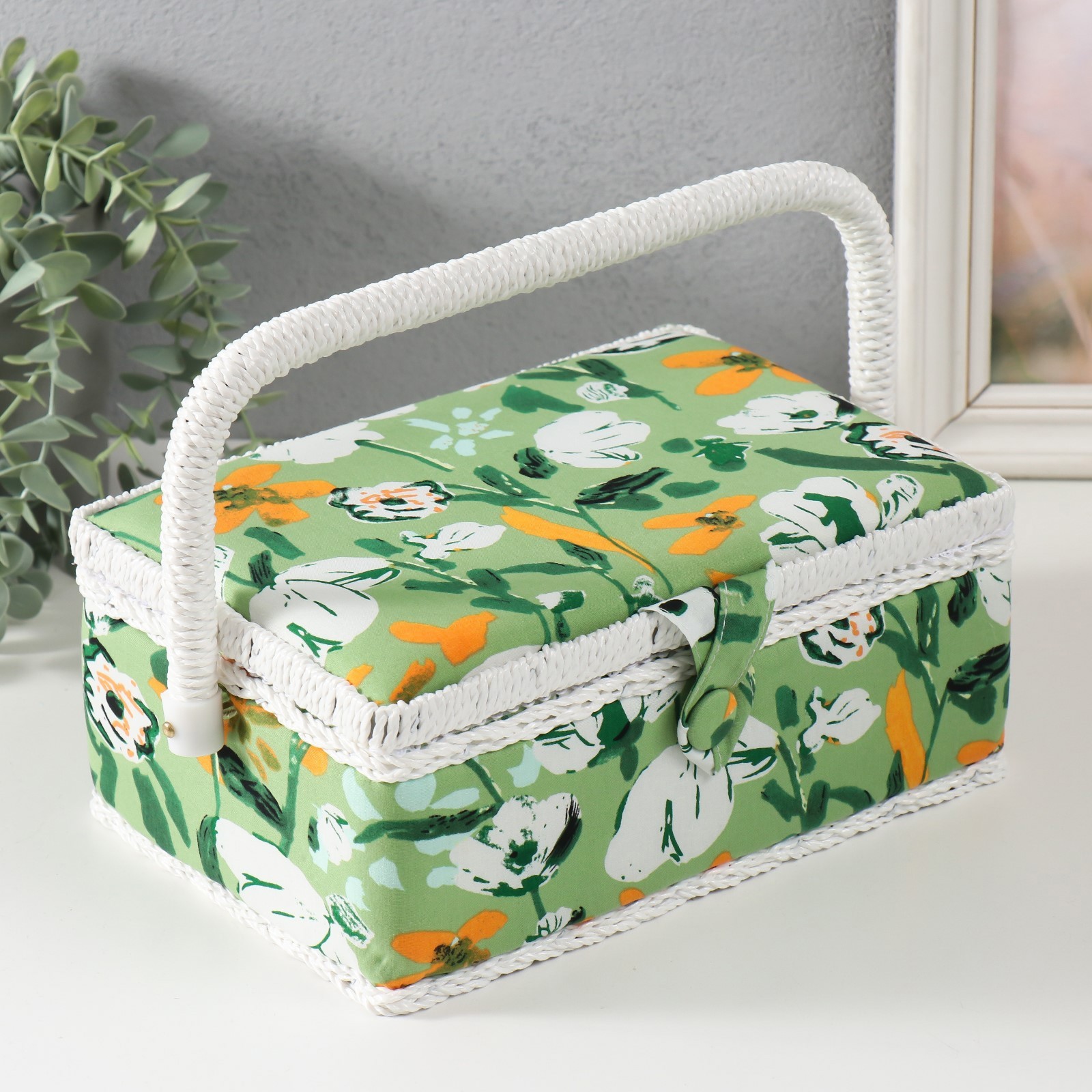 Изображение товара Шкатулка для рукоделия "Летние цветы на зелёном" 24x16x11 см