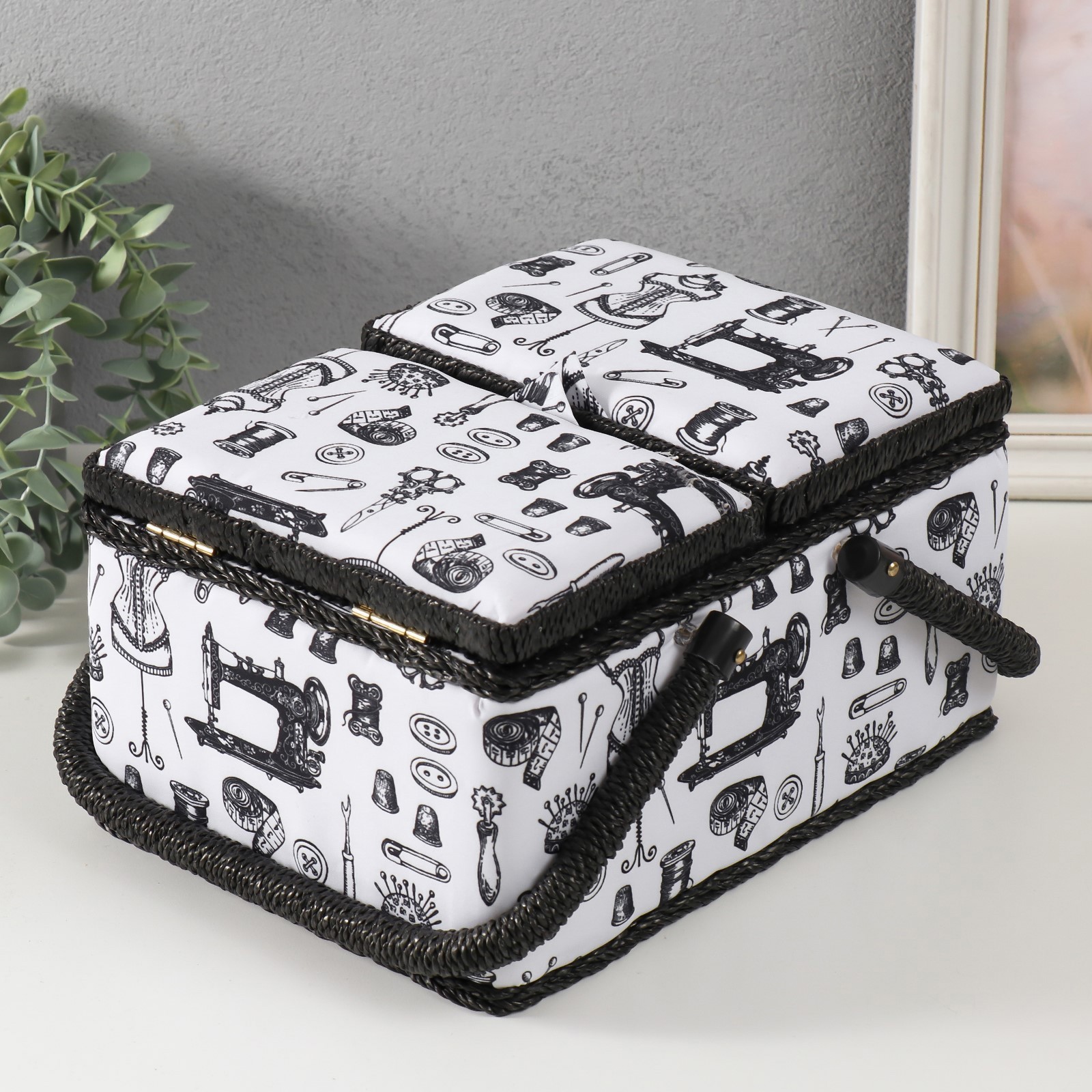 Изображение товара Шкатулка для рукоделия Швейные атрибуты 19x26x14,5 см