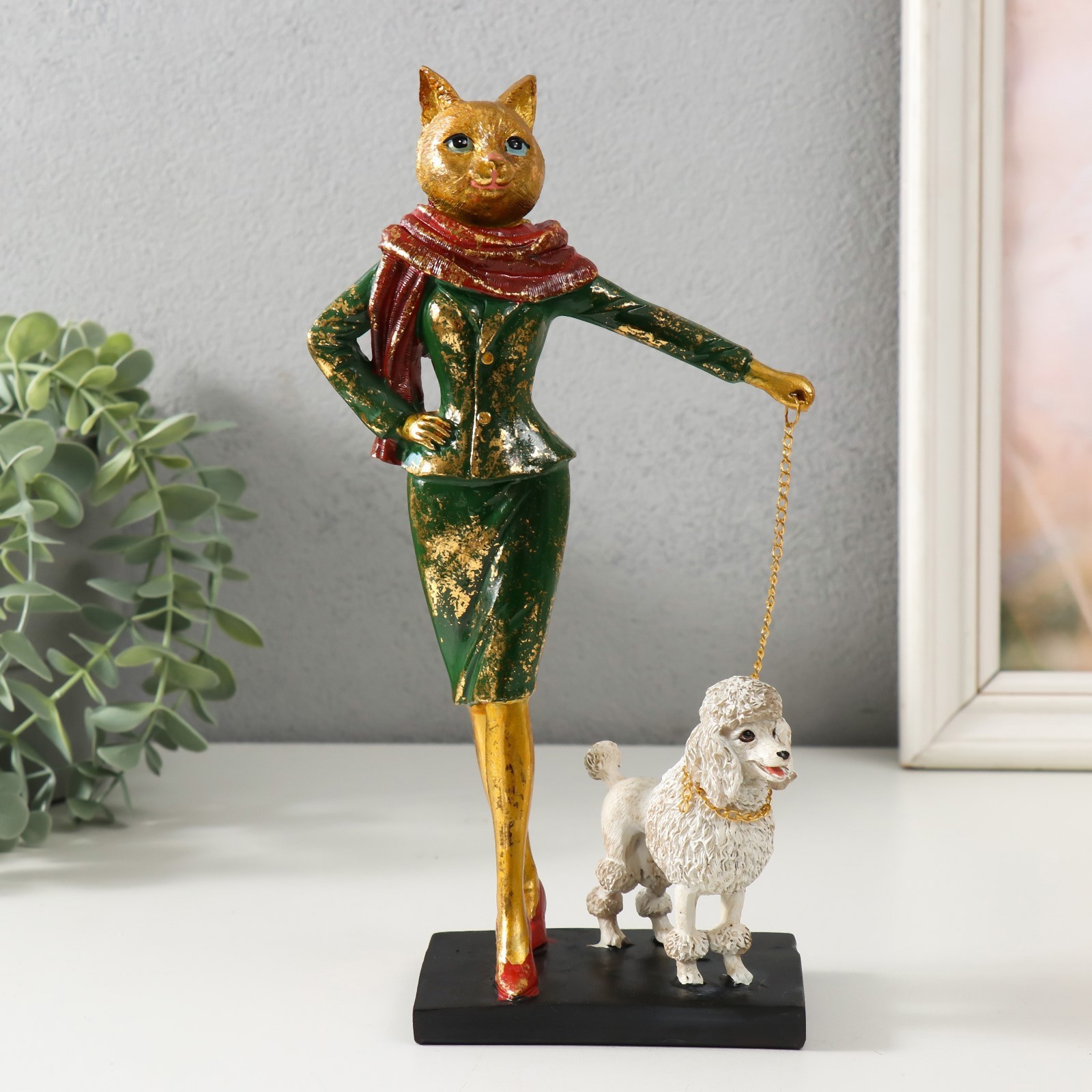 Изображение товара Сувенир "Мадмуазель Кошка выгуливает пуделя" 13.5x7.5x24.5 см