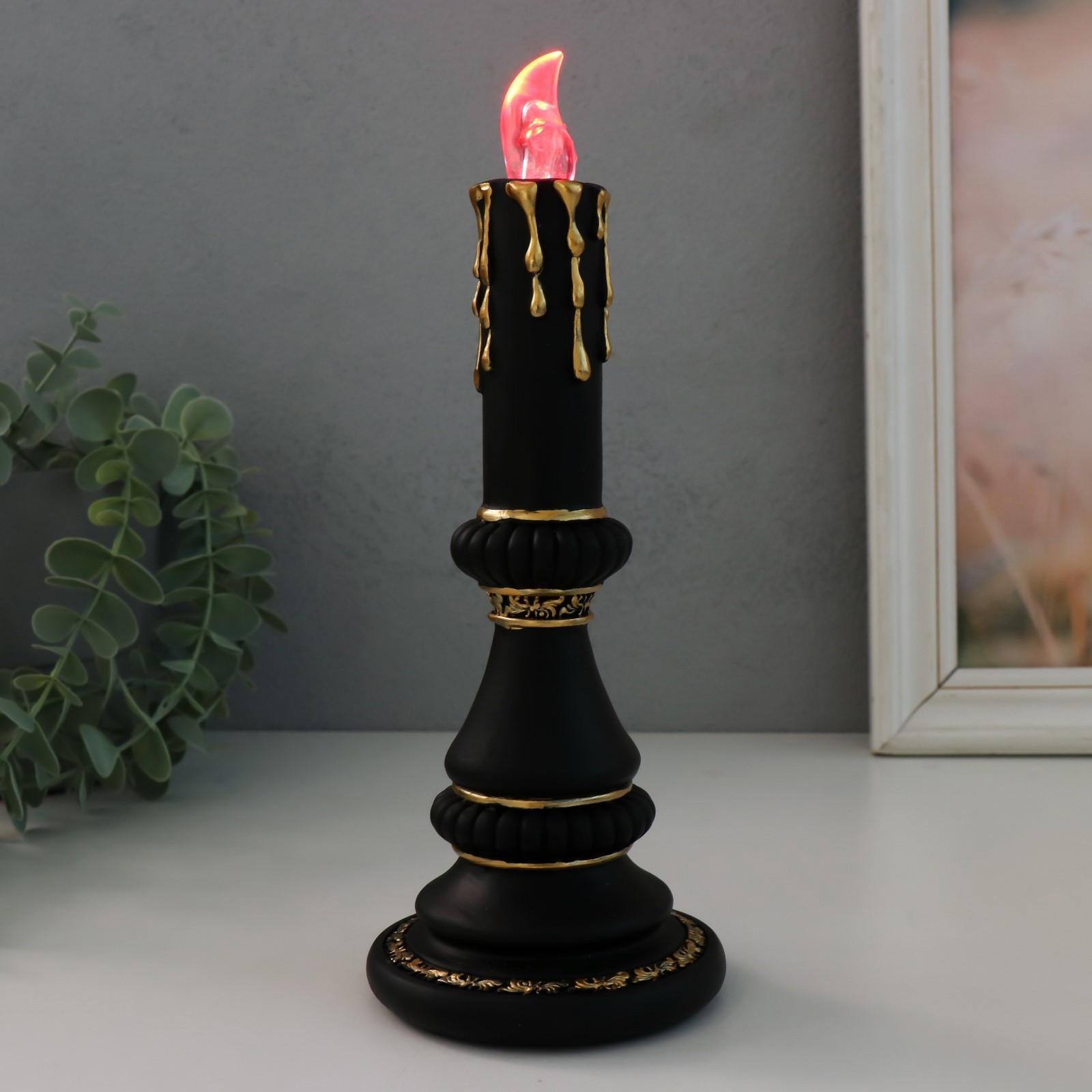 Изображение товара Сувенир с подсветкой "Свеча" чёрный с золотом 10x10x24.5 см