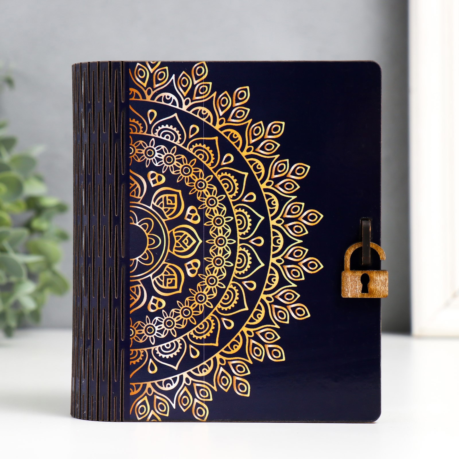 Изображение товара Шкатулка-книга "Мандала" 14x12x5 см