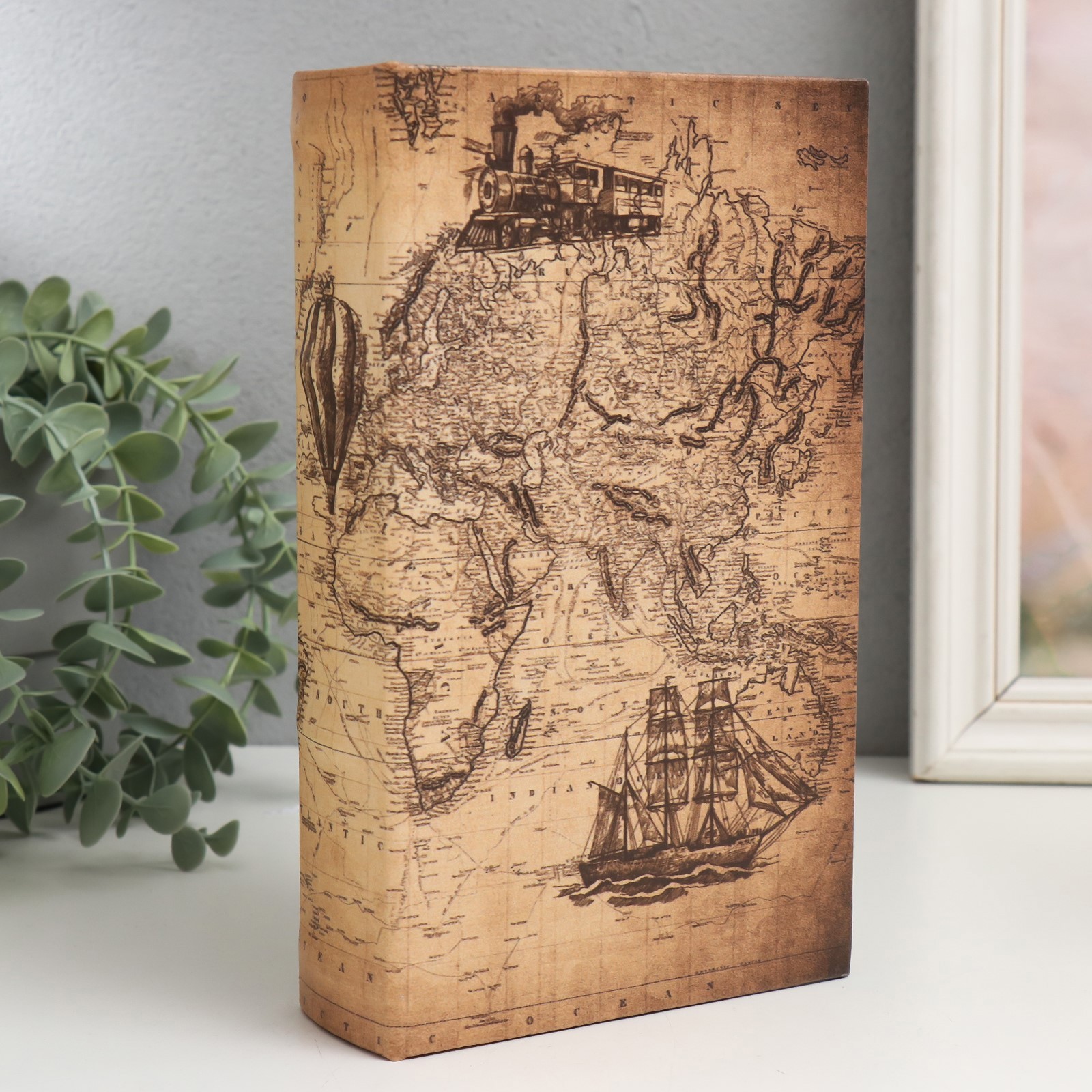 Изображение товара Шкатулка сейф-книга "Корабль в Индийском океане" 21x13x5 см