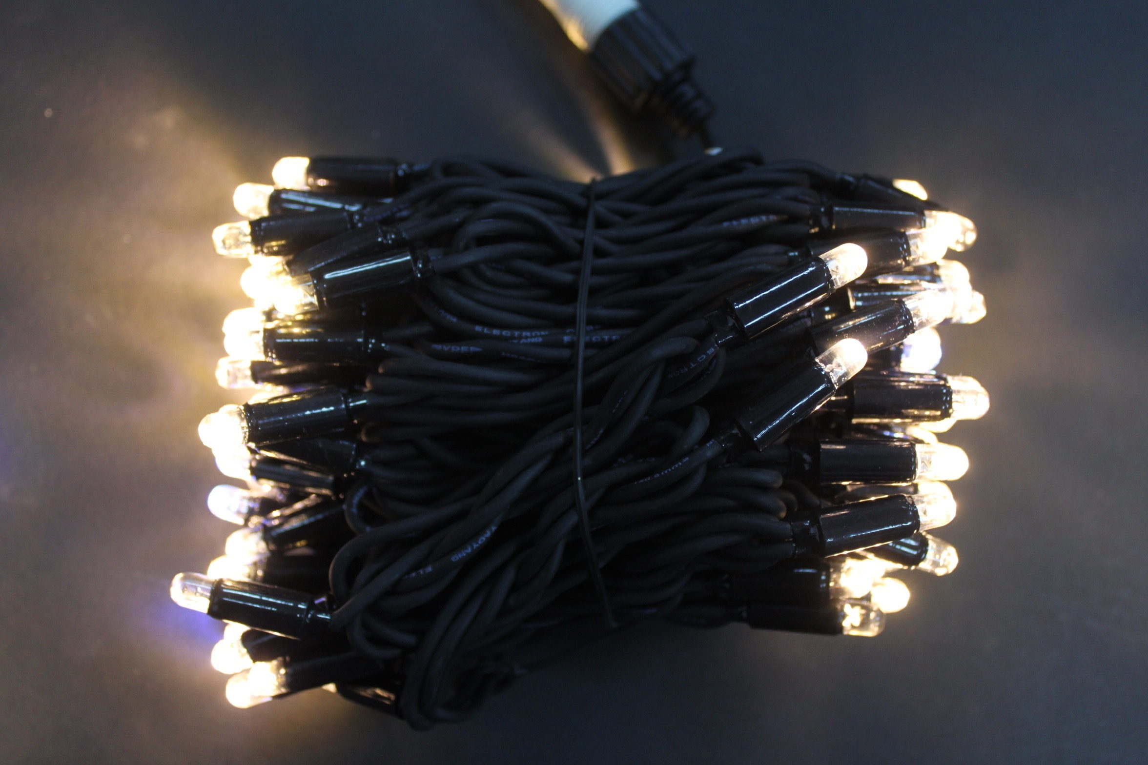 Изображение товара Гирлянда светодиодная CHINA DANS dd1408 10м 100 ламп теплый белый