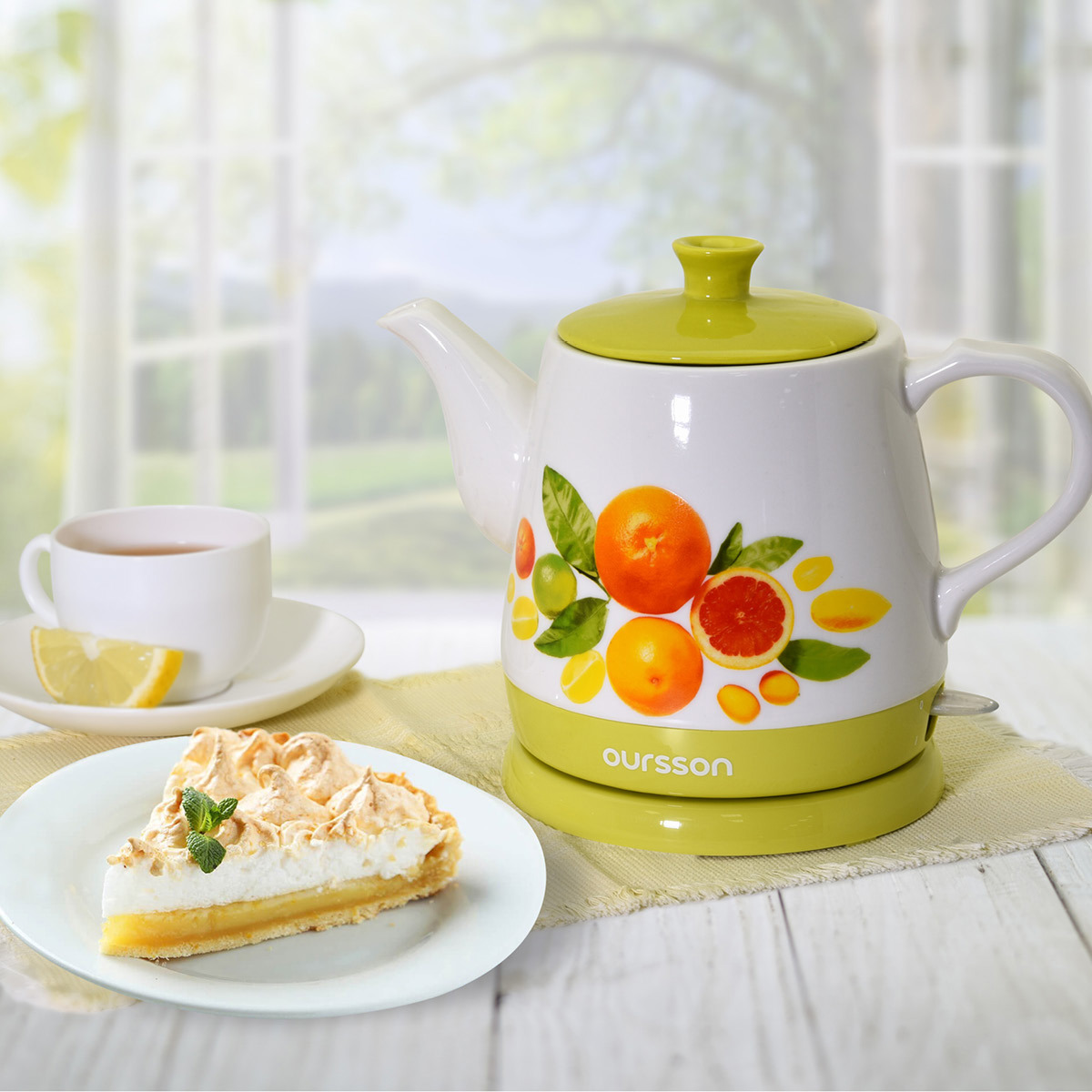 Изображение товара Электрический керамический чайник OURSSON KE1742G 1 л зеленое яблоко