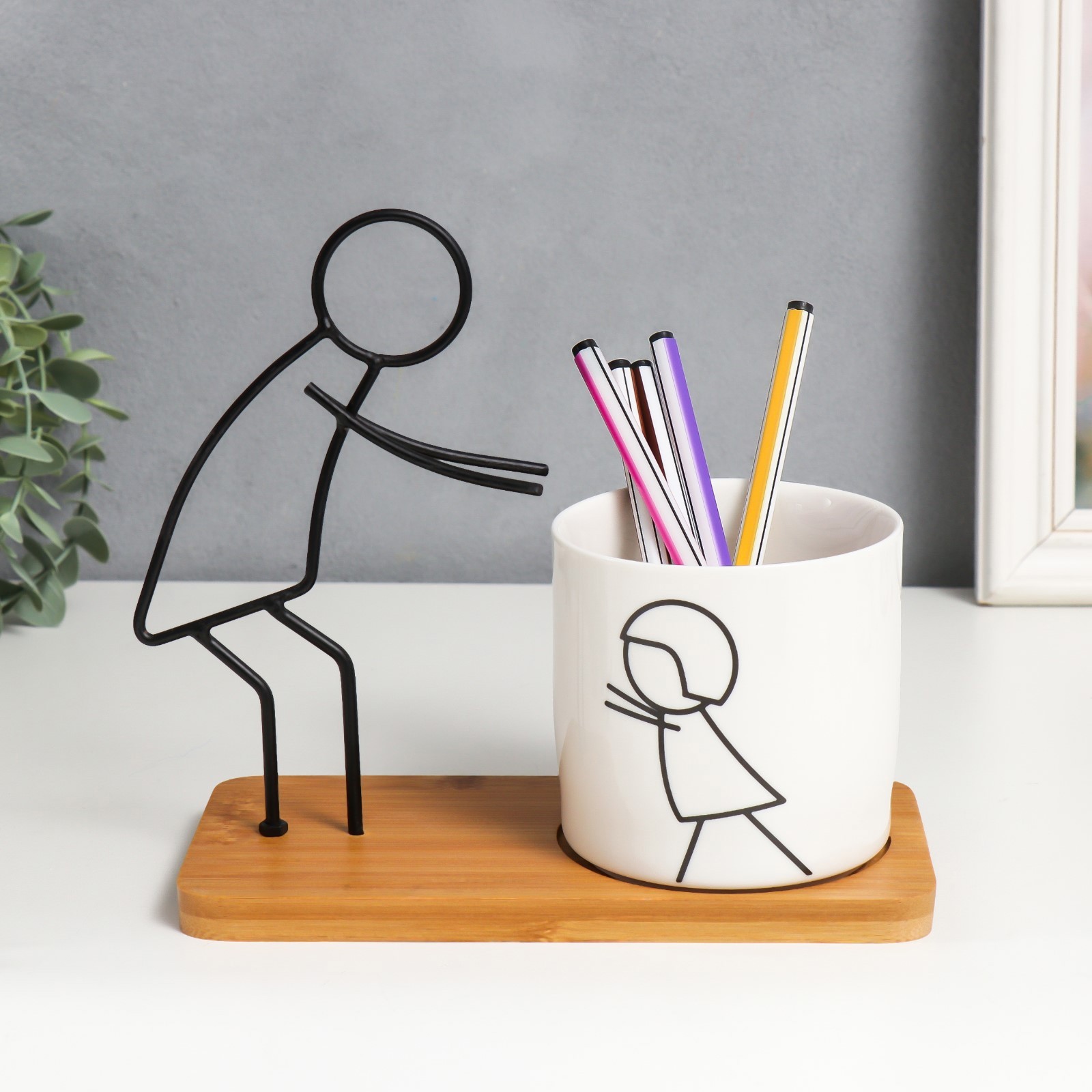 Изображение товара Карандашница "Человечки" 18x9.8x19.8 см