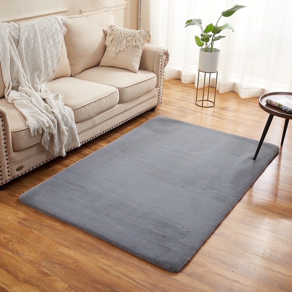 Изображение товара Ковер из полиэстера Bingo 120x180 см серый мягкий и пушистый дизайн