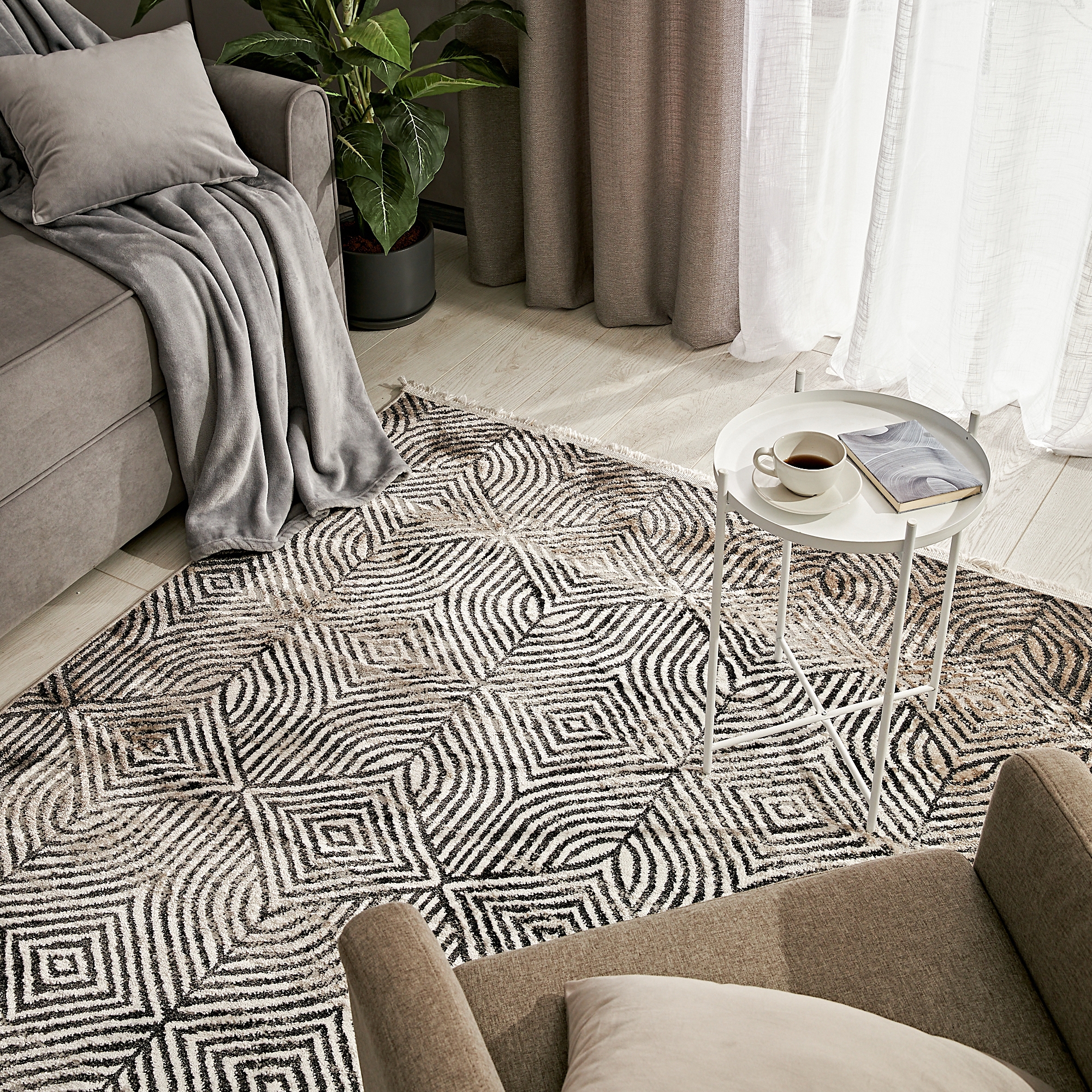 Изображение товара Ковер полиэстер Премиум 80x150 см бежевый современный для гостиной