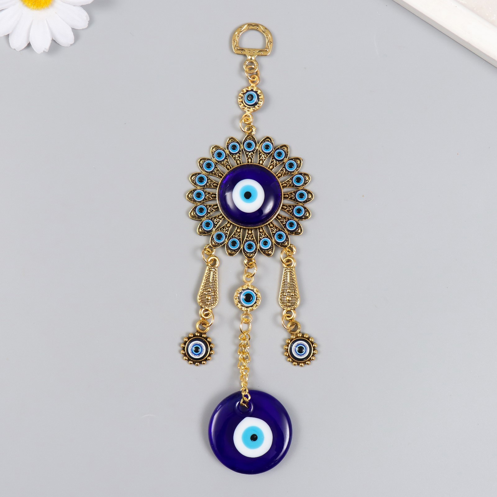 Изображение товара Подвеска интерьерная от сглаза "Цветок и глазки" золото 21 см Изображение товара Подвеска интерьерная от сглаза "Цветок и глазки" золото 21 см