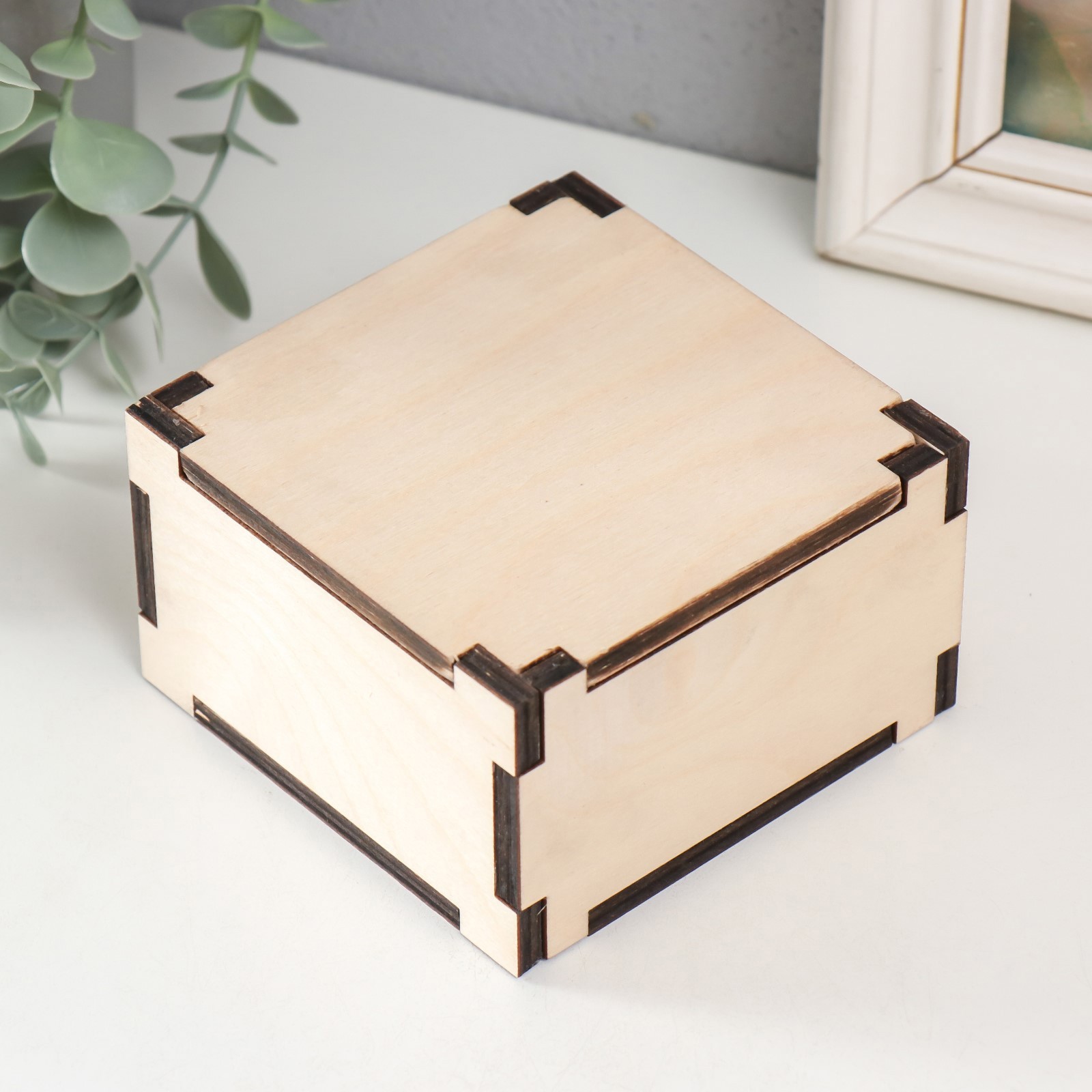 Изображение товара Шкатулка для росписи малая 10x10x6 см — фанера 6 мм