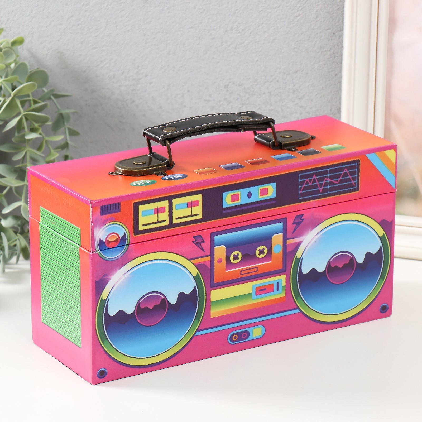 Изображение товара Шкатулка "Магнитофон кислотной расцветки" 25x9x14 см