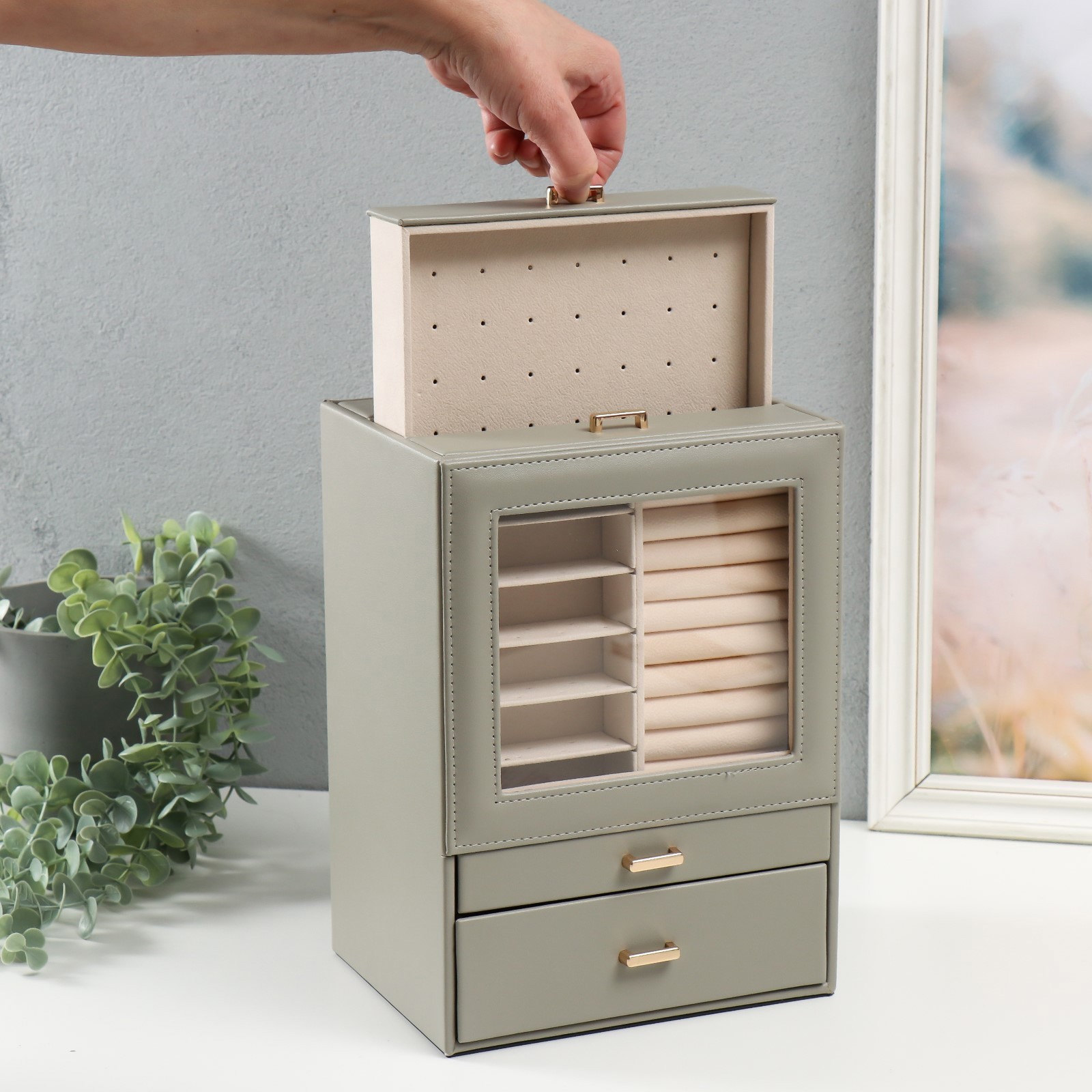 Изображение товара Шкатулка для украшений "Архивариус с двумя ящичками" серая 20x15.5x28 см