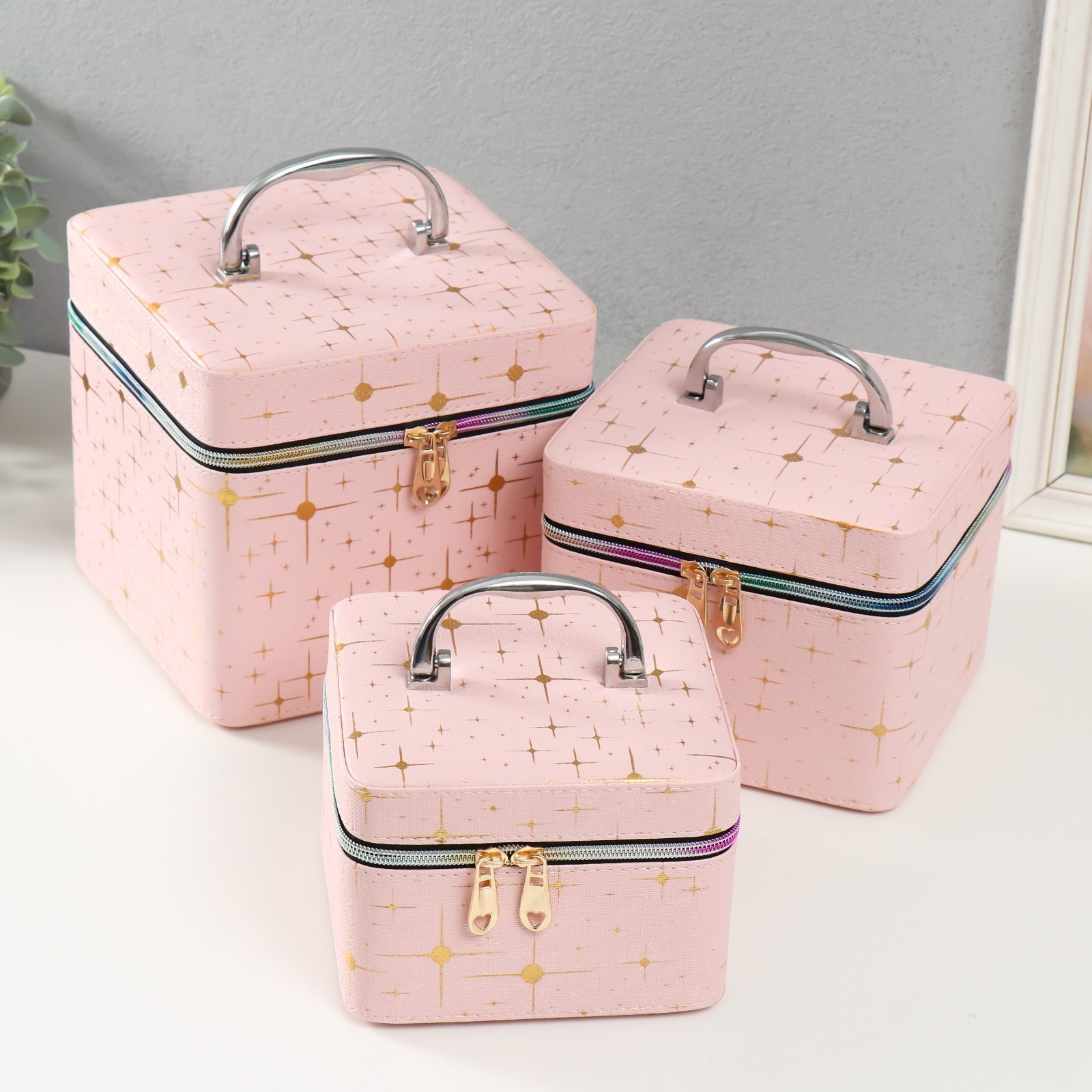 Изображение товара Шкатулка с зеркалом "Вспышка беж" н-р 3 шт 16.5x16.5x14 15x15x10.5 19x19x19 см