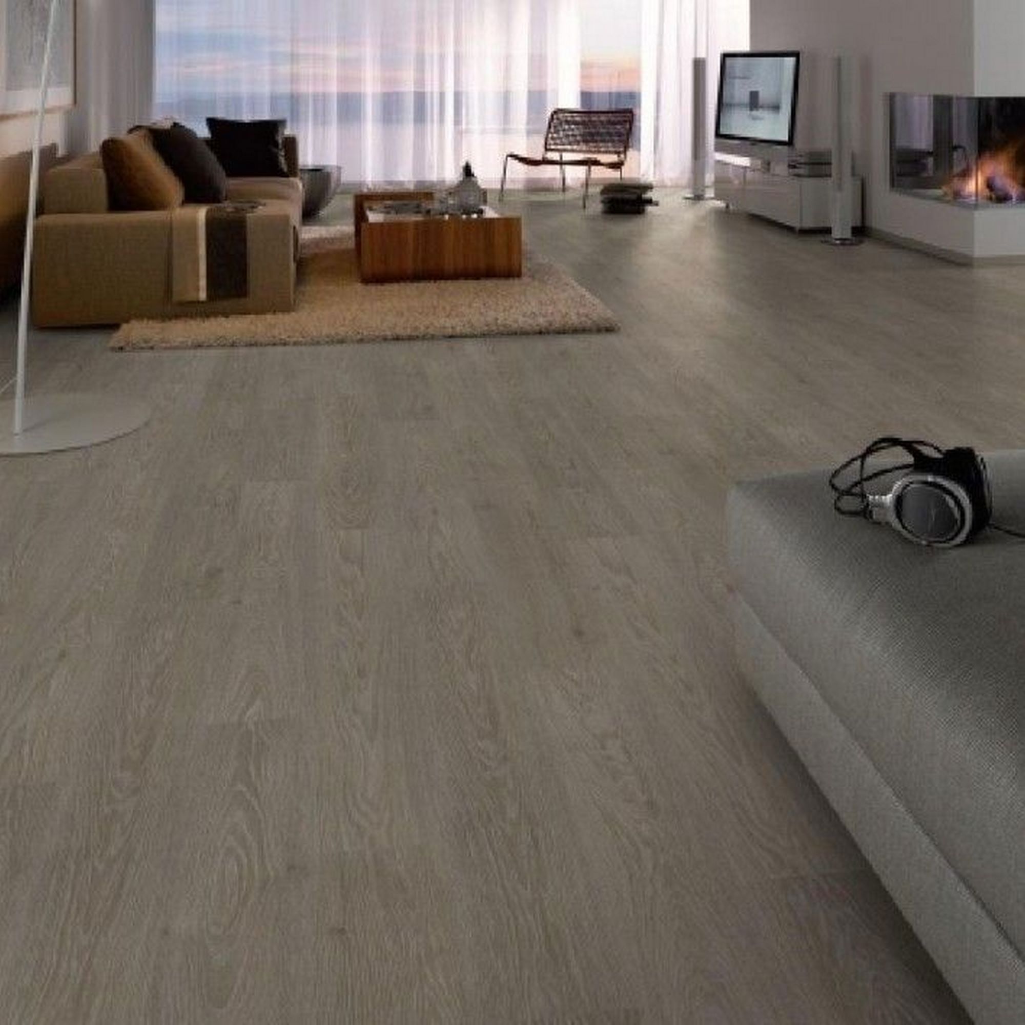 Изображение товара Ламинат Egger Дуб Чезена серый 33 класс, влагостойкий, 12 мм 1.496 м²