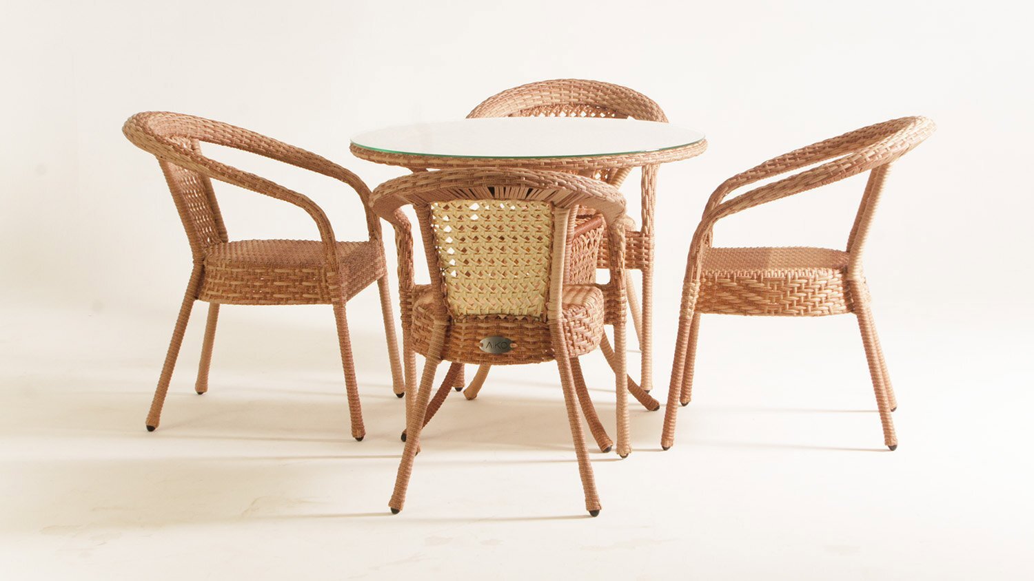 Изображение товара Садовая мебель комплект AIKO Deco из искусственного ротанга 4 места с круглым столом